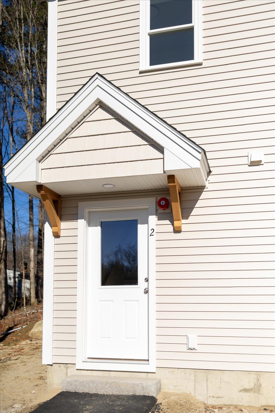 4 Lucy Ln, Peterborough, NH 03458