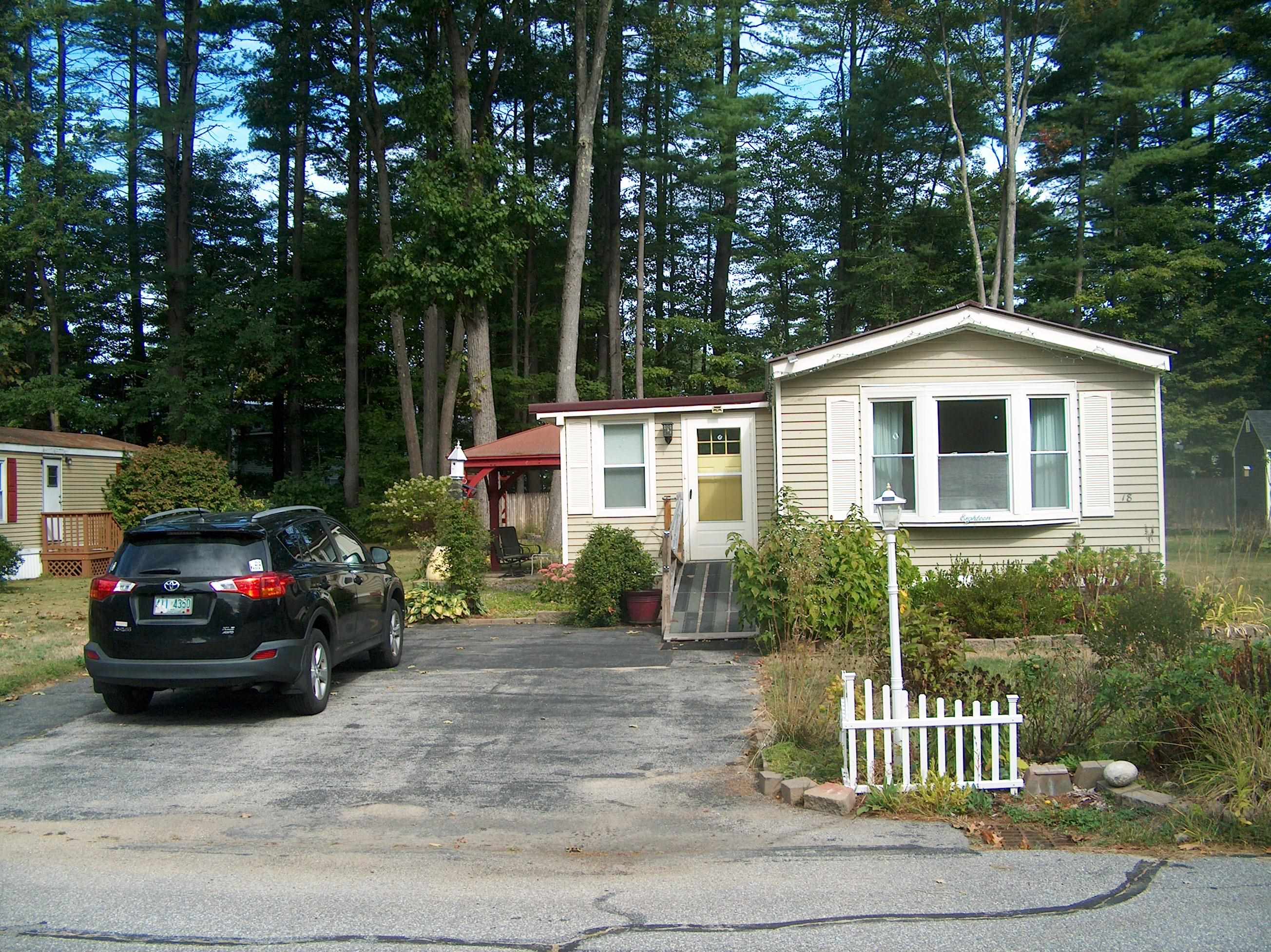 18 Dawn Dr, Concord, NH 03303