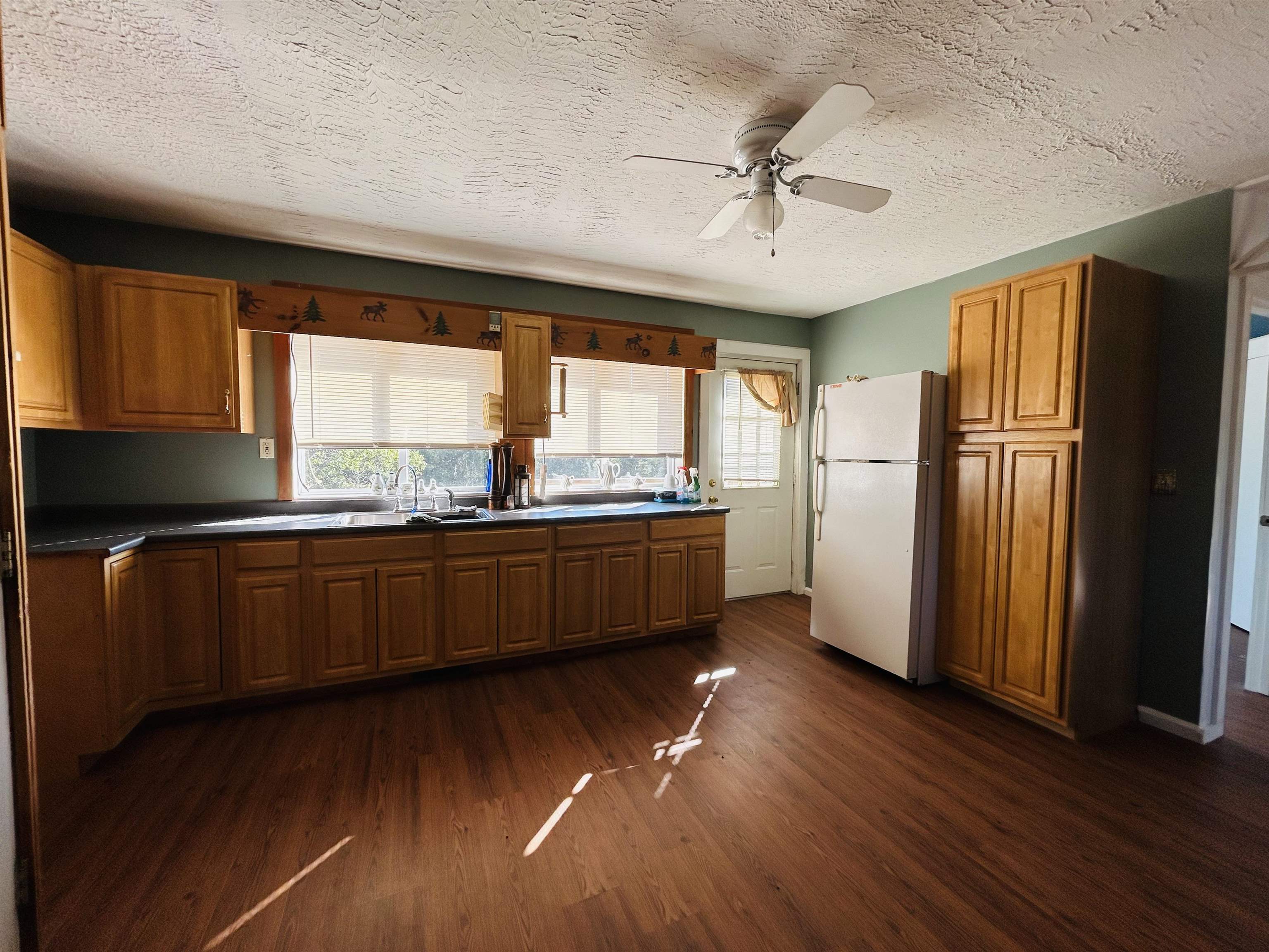 295 Gray Rd, Columbia, NH 03576