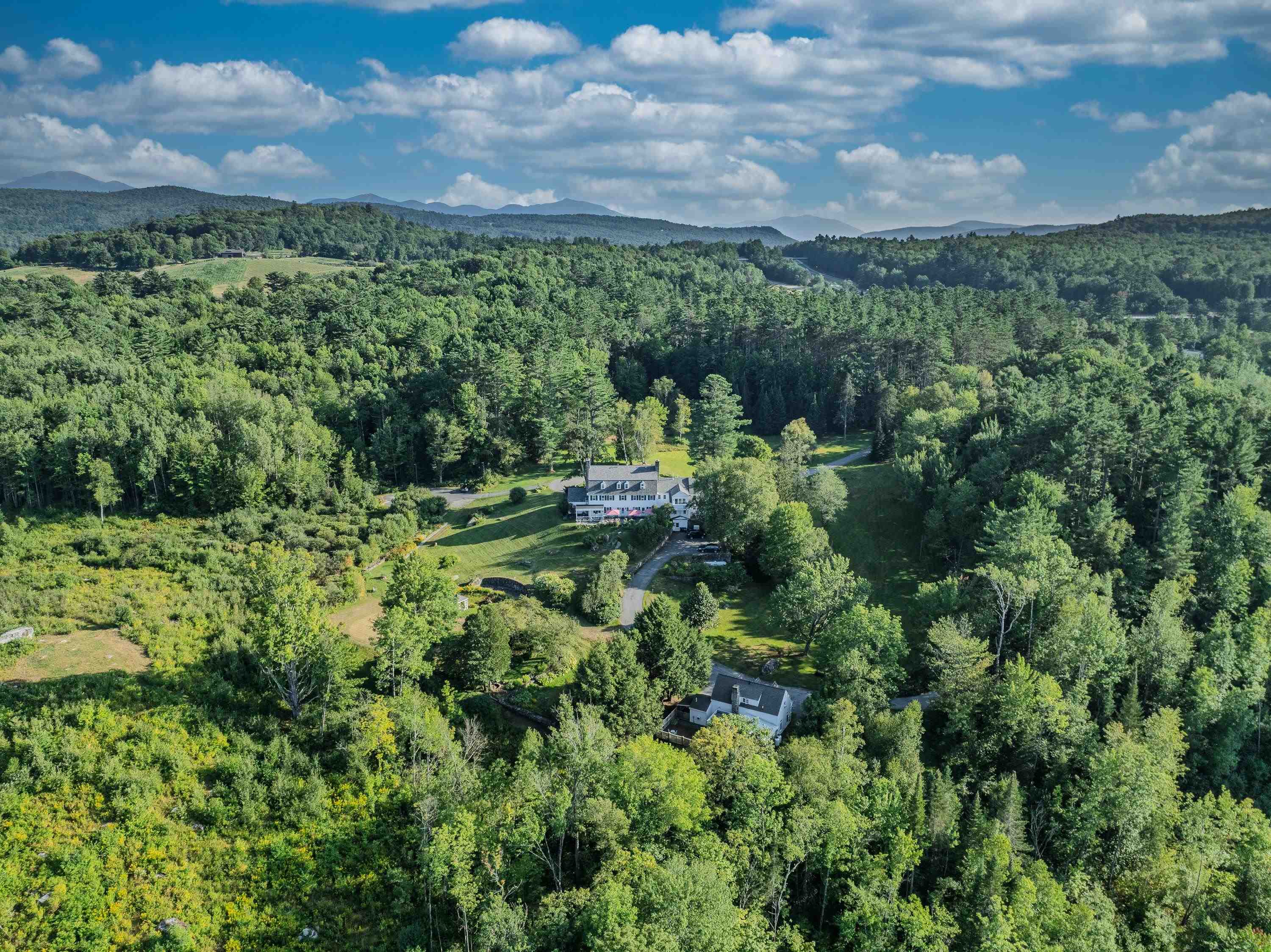 80 Guider Ln, Bethlehem, NH 03574