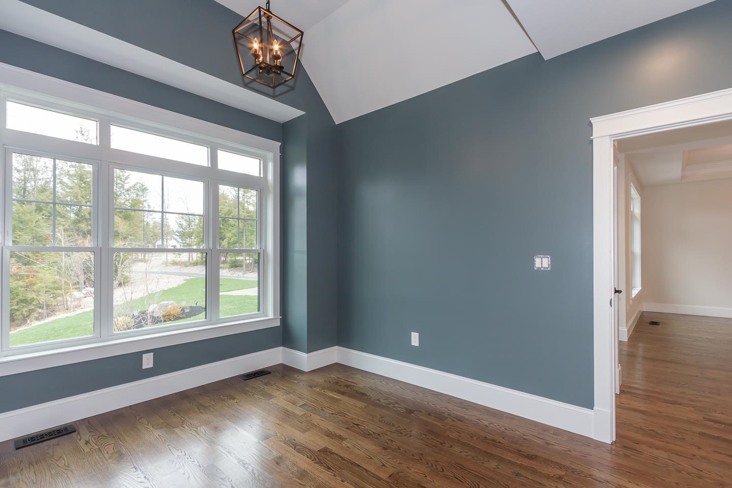 36 Westover Ln, Bow, NH 03304