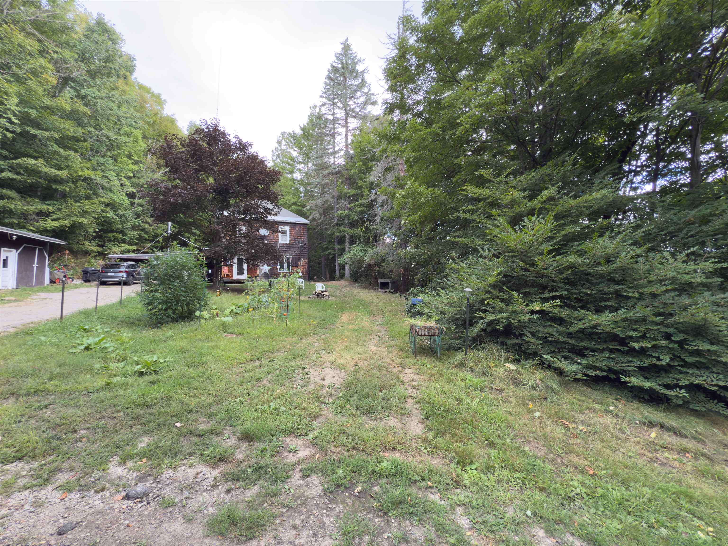 58 Hemlock Ln, Berlin, NH 03570