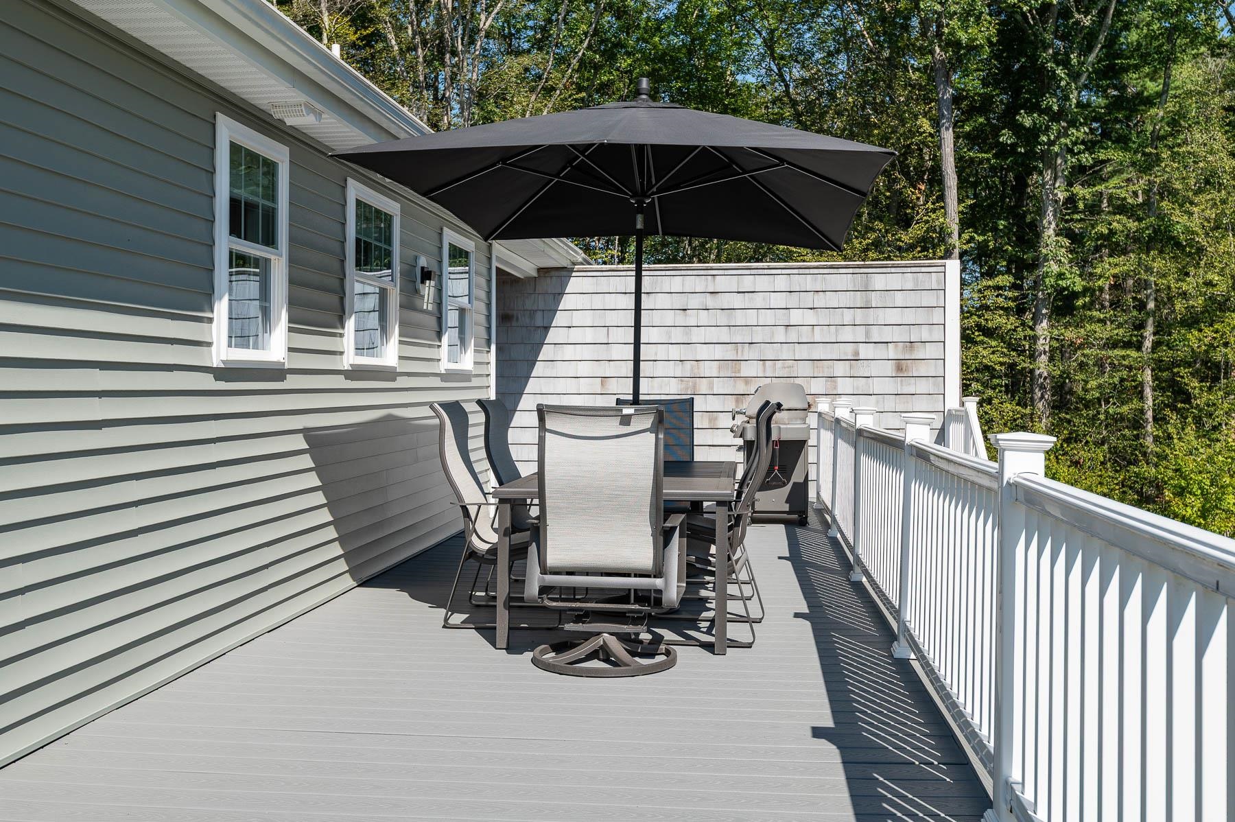 31 Cypress Cir, Exeter, NH 03833