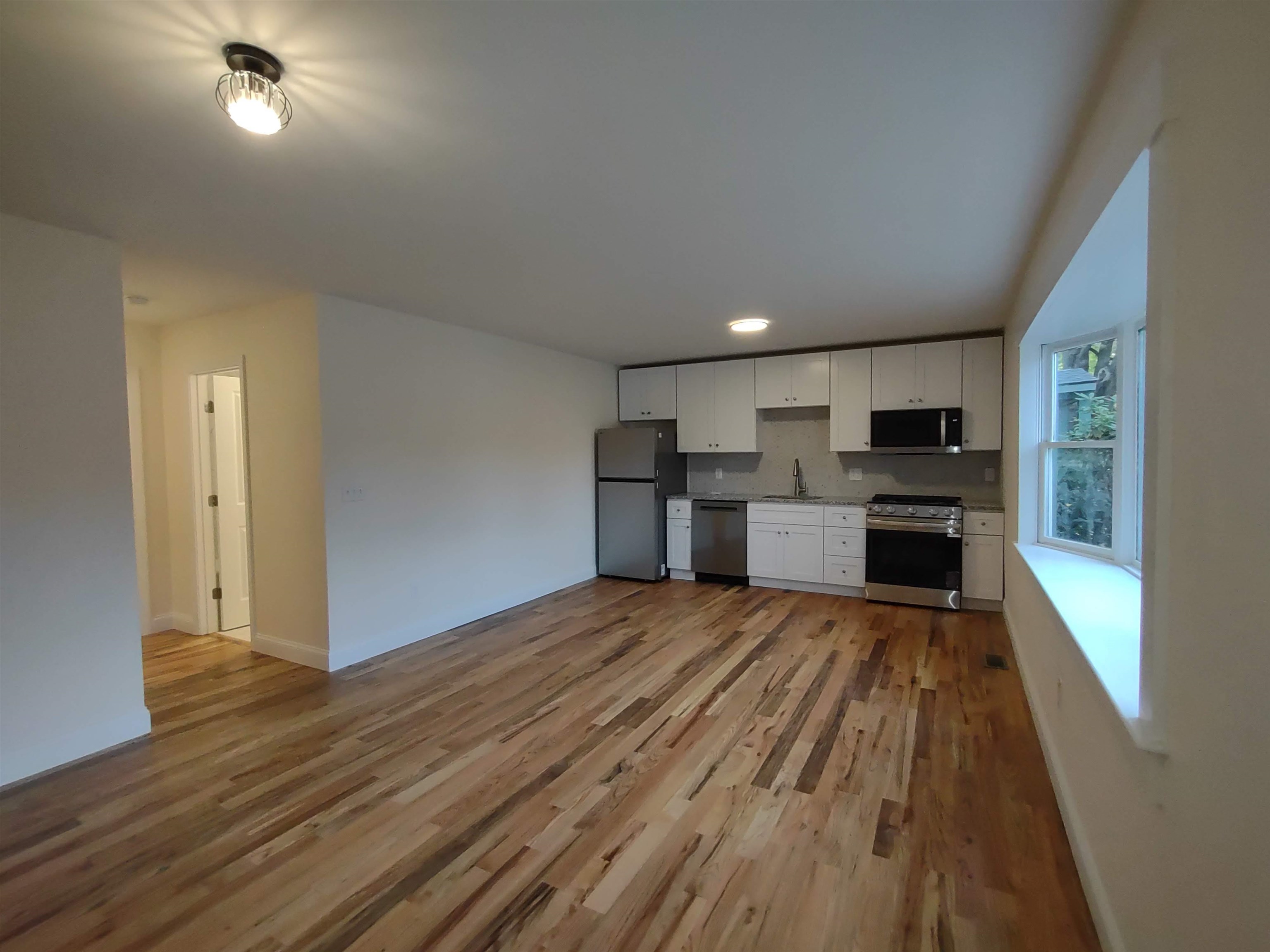 394 Union Avenue — photo 1