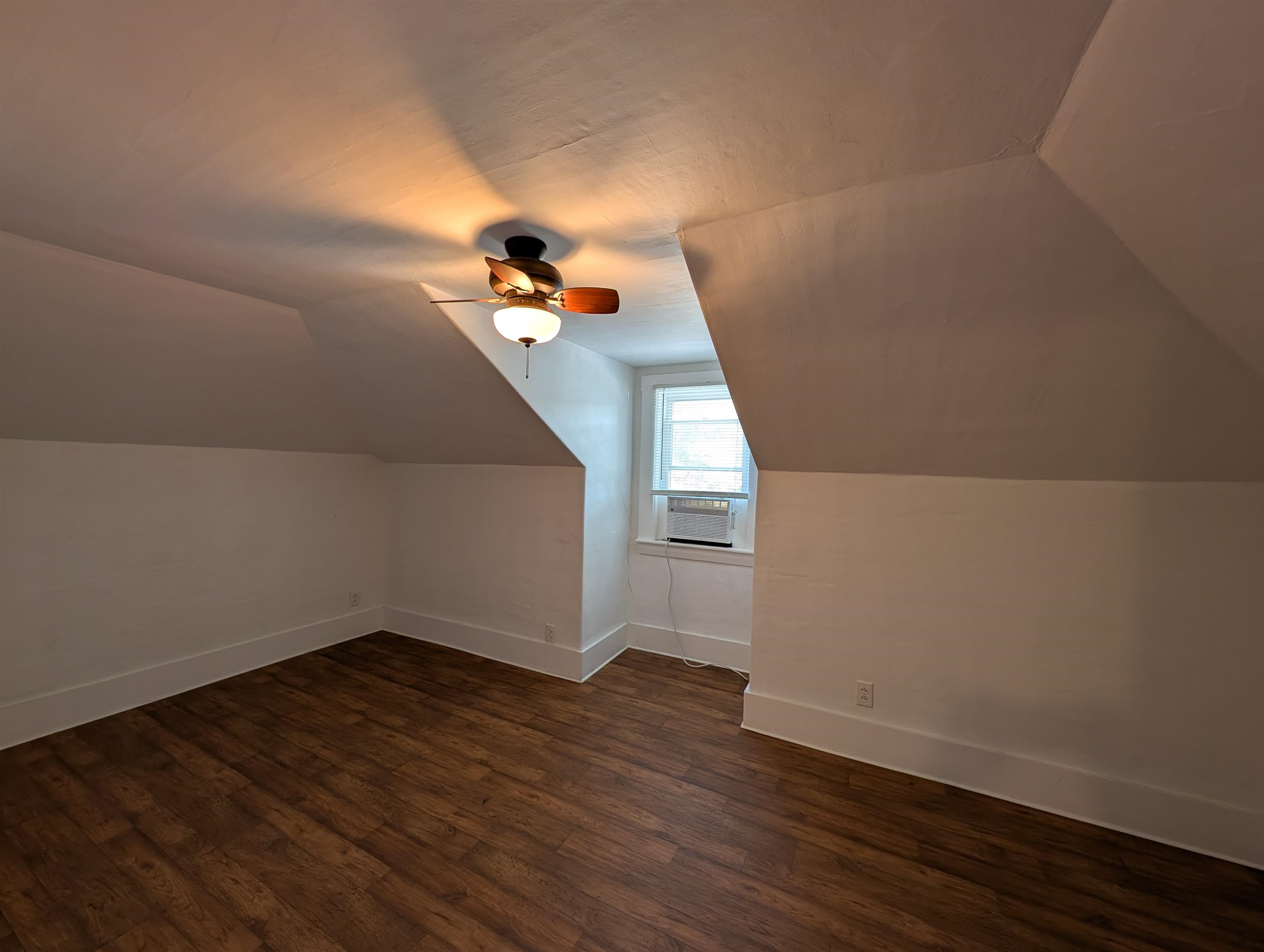 23 Pine St, Gorham, NH 03581