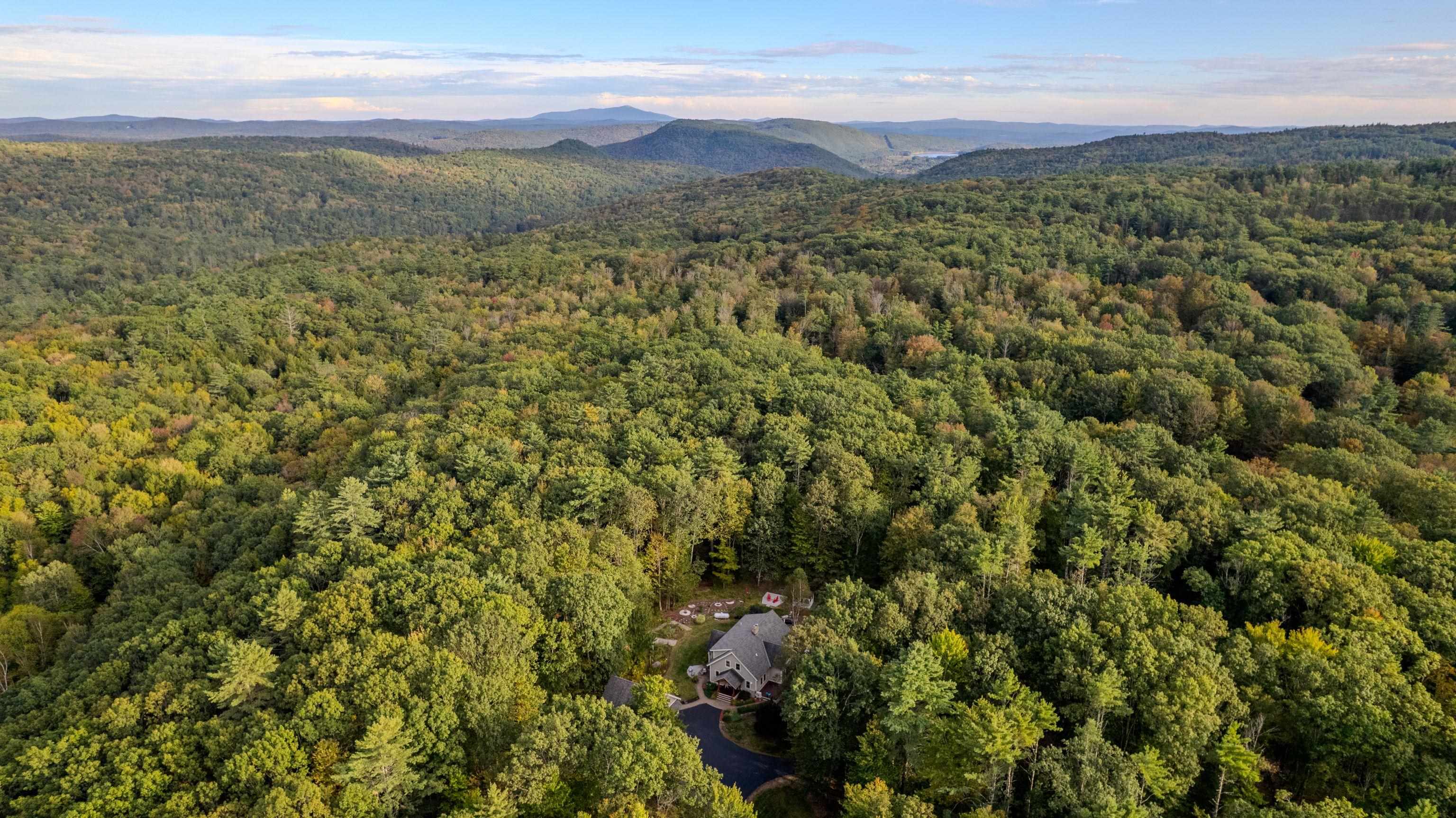 33 Maclean Rd, Alstead, NH 03602