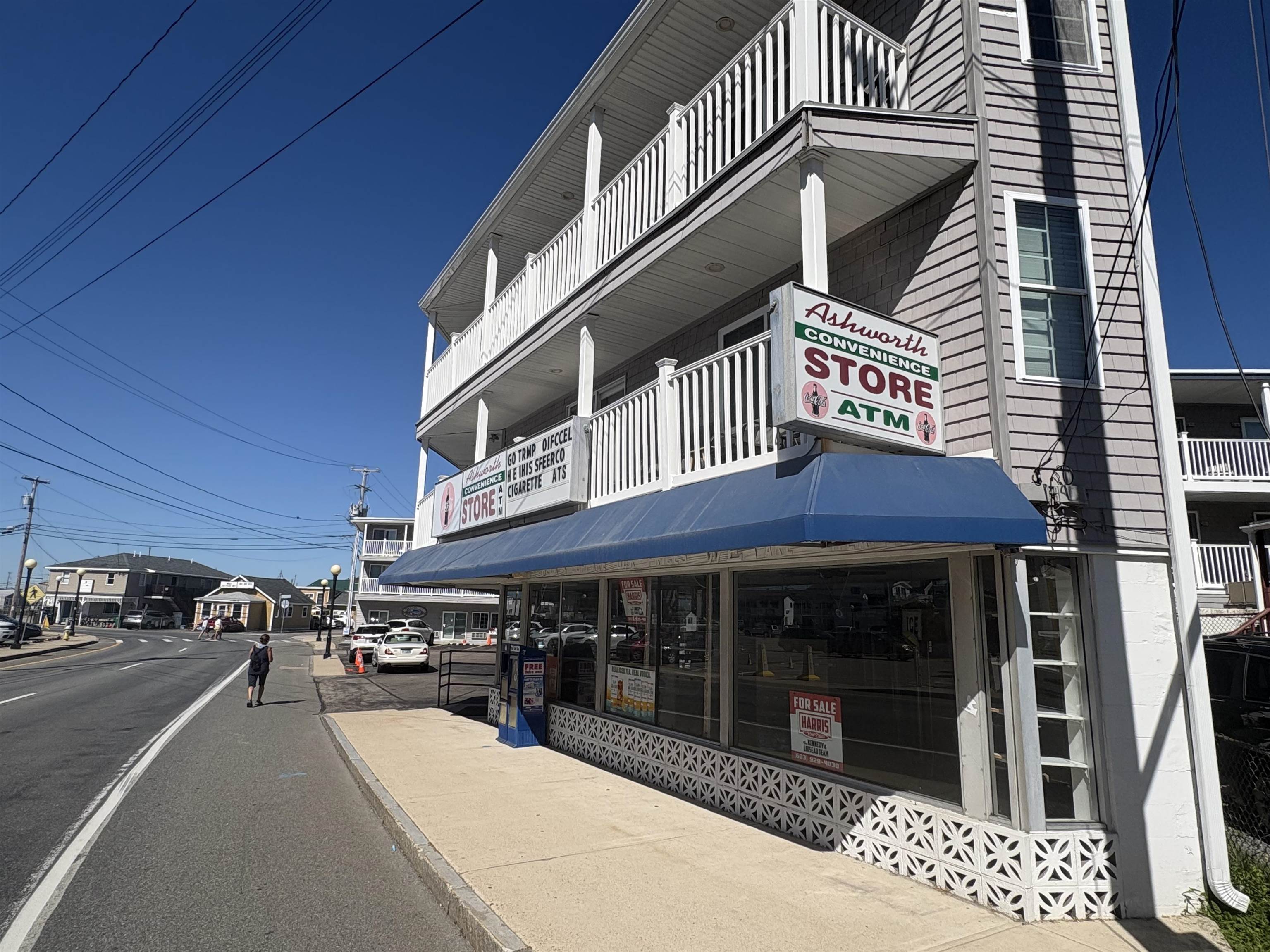 6 Ashworth Ave, Hampton, NH 03842