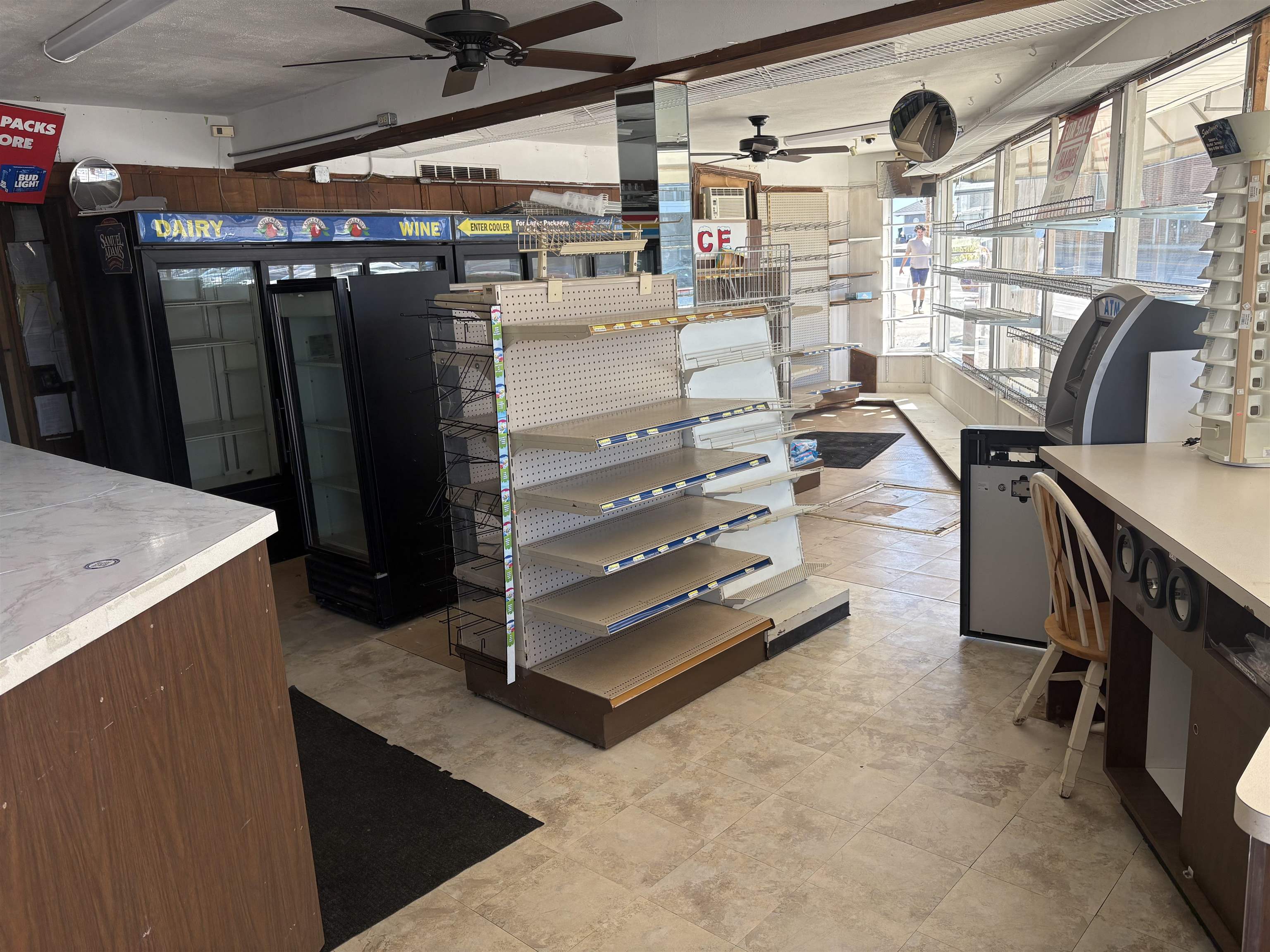 6 Ashworth Ave, Hampton, NH 03842