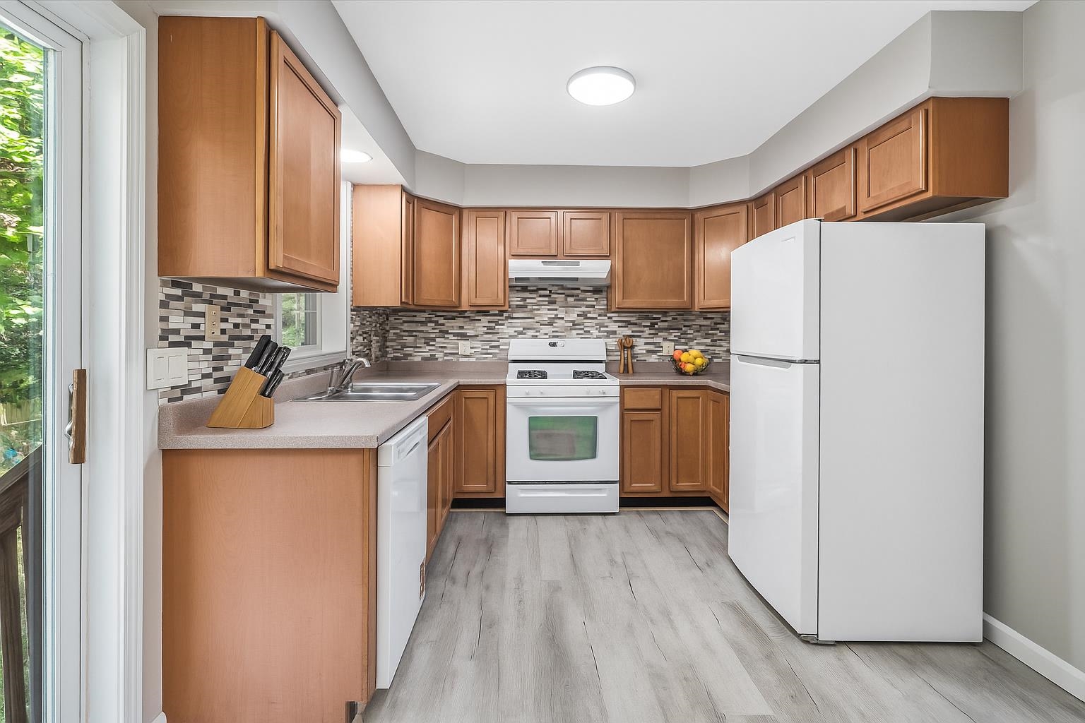 49 Harvell St #9, Manchester, NH 03102