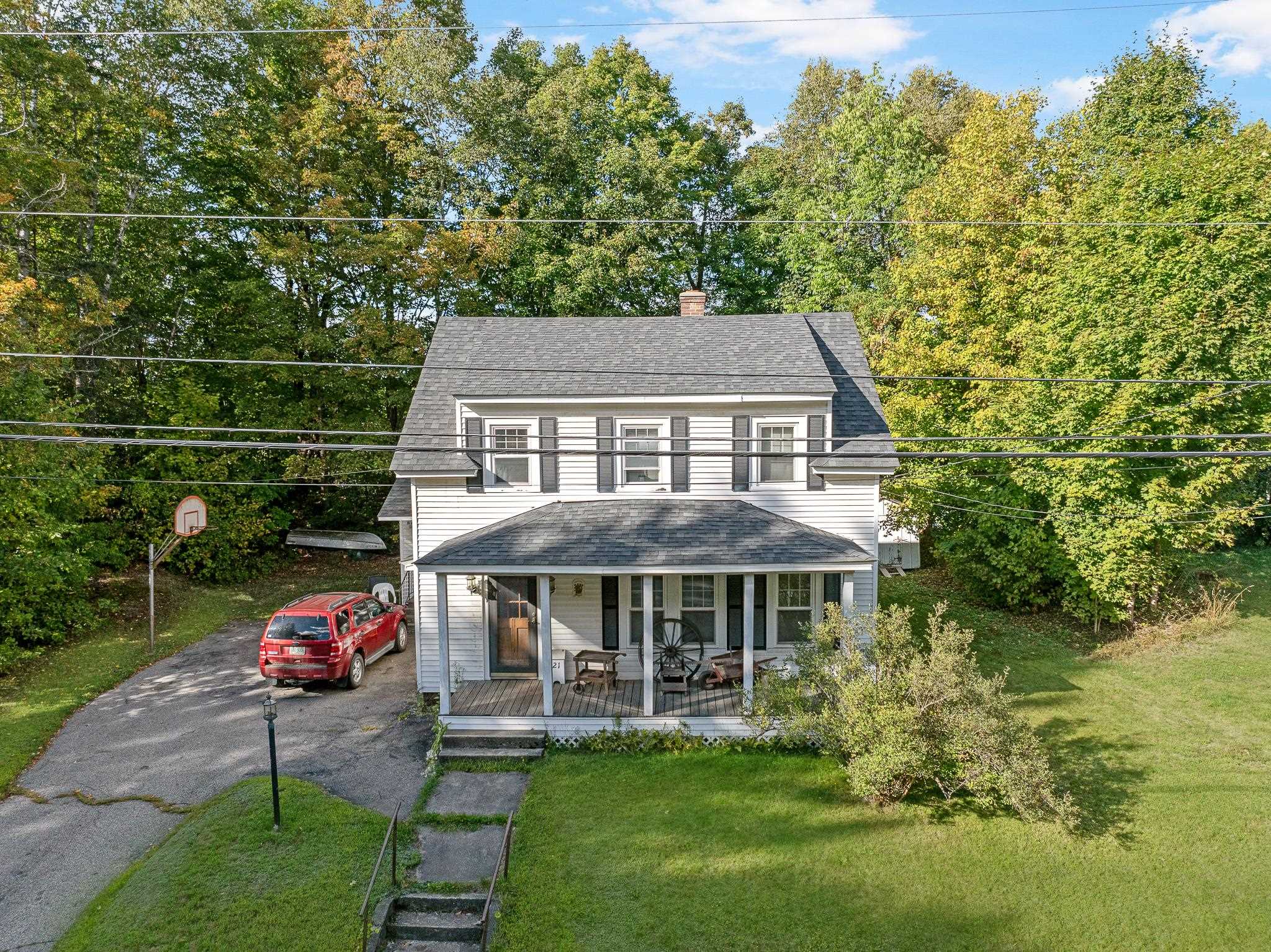 21 Spring St, Colebrook, NH 03576