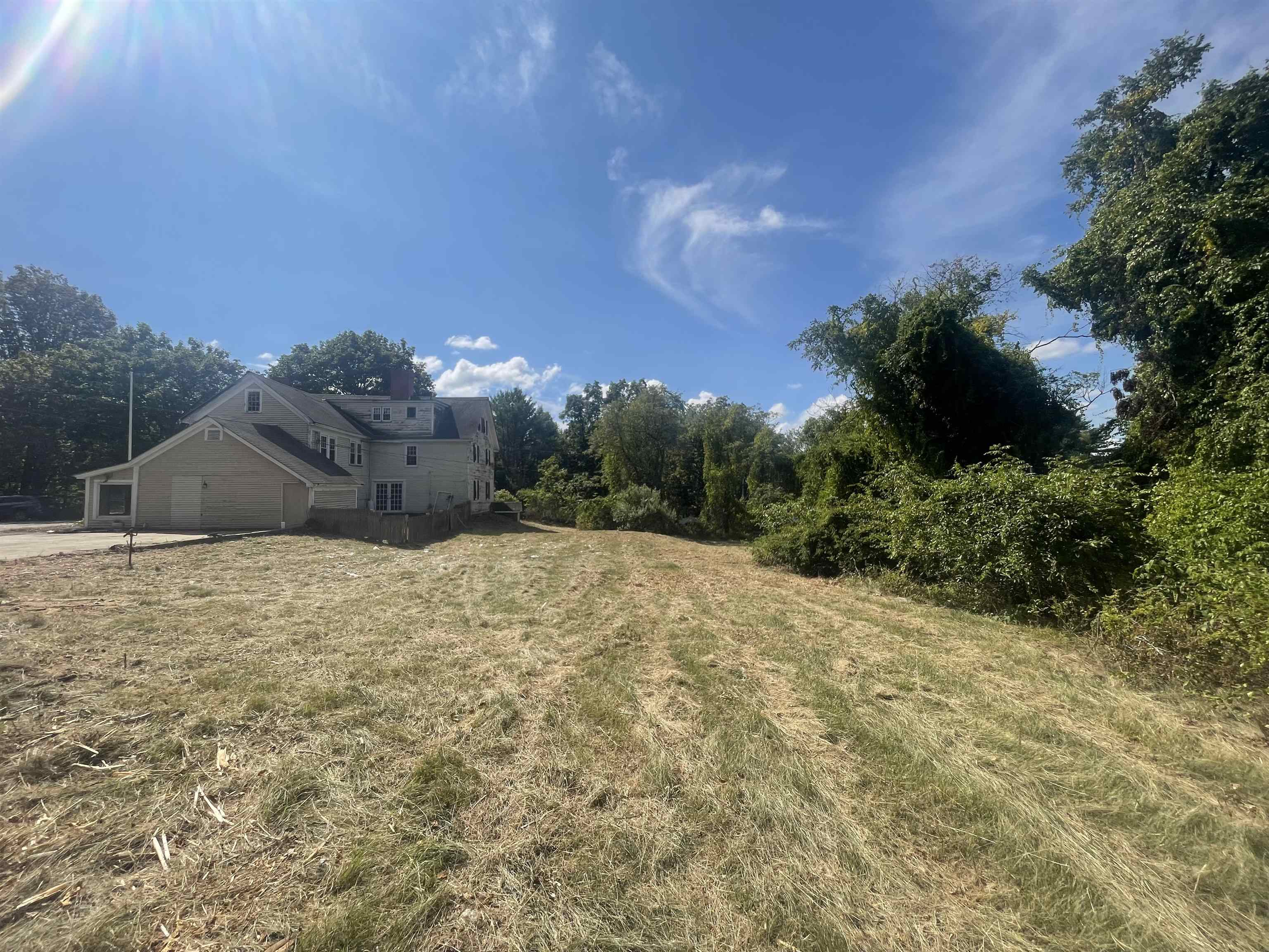 221 New Durham Road — photo 3