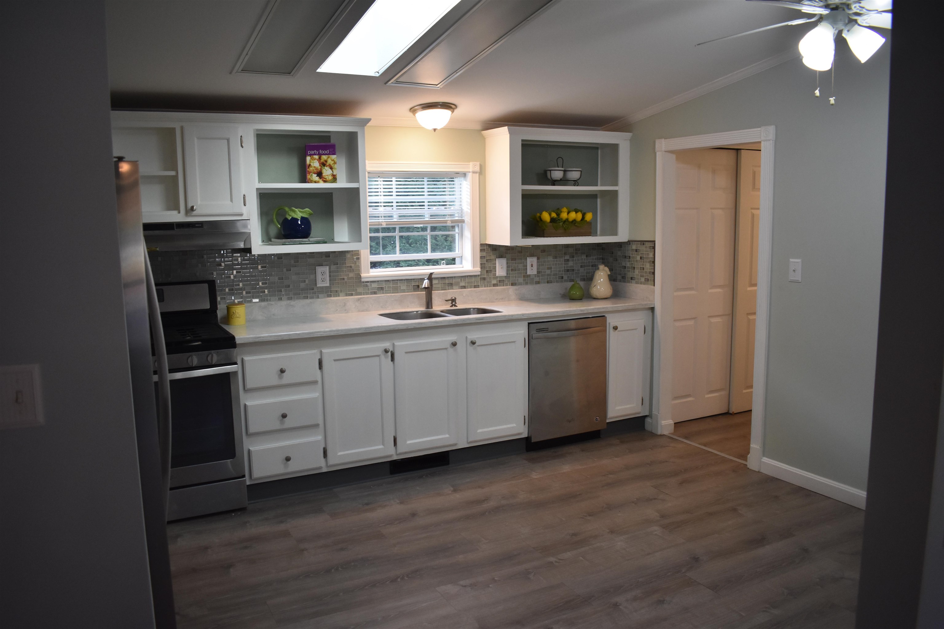 22 Great Brook Dr, Belmont, NH 03220