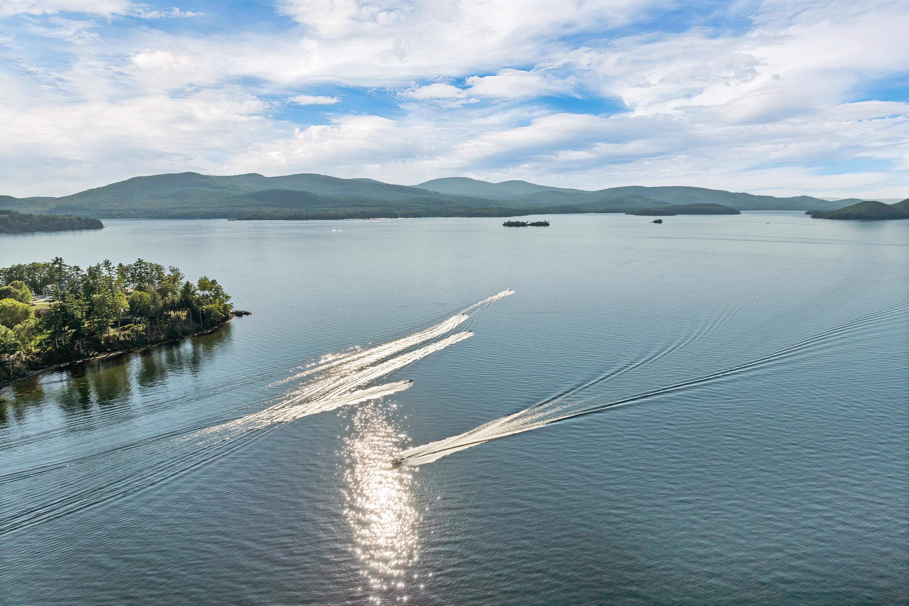 120 Big Barndoor Island, Alton, NH 03810