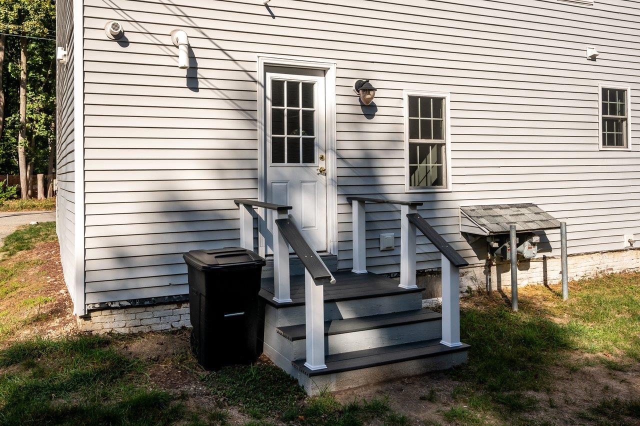 17-19 Dartmouth St, Exeter, NH 03833