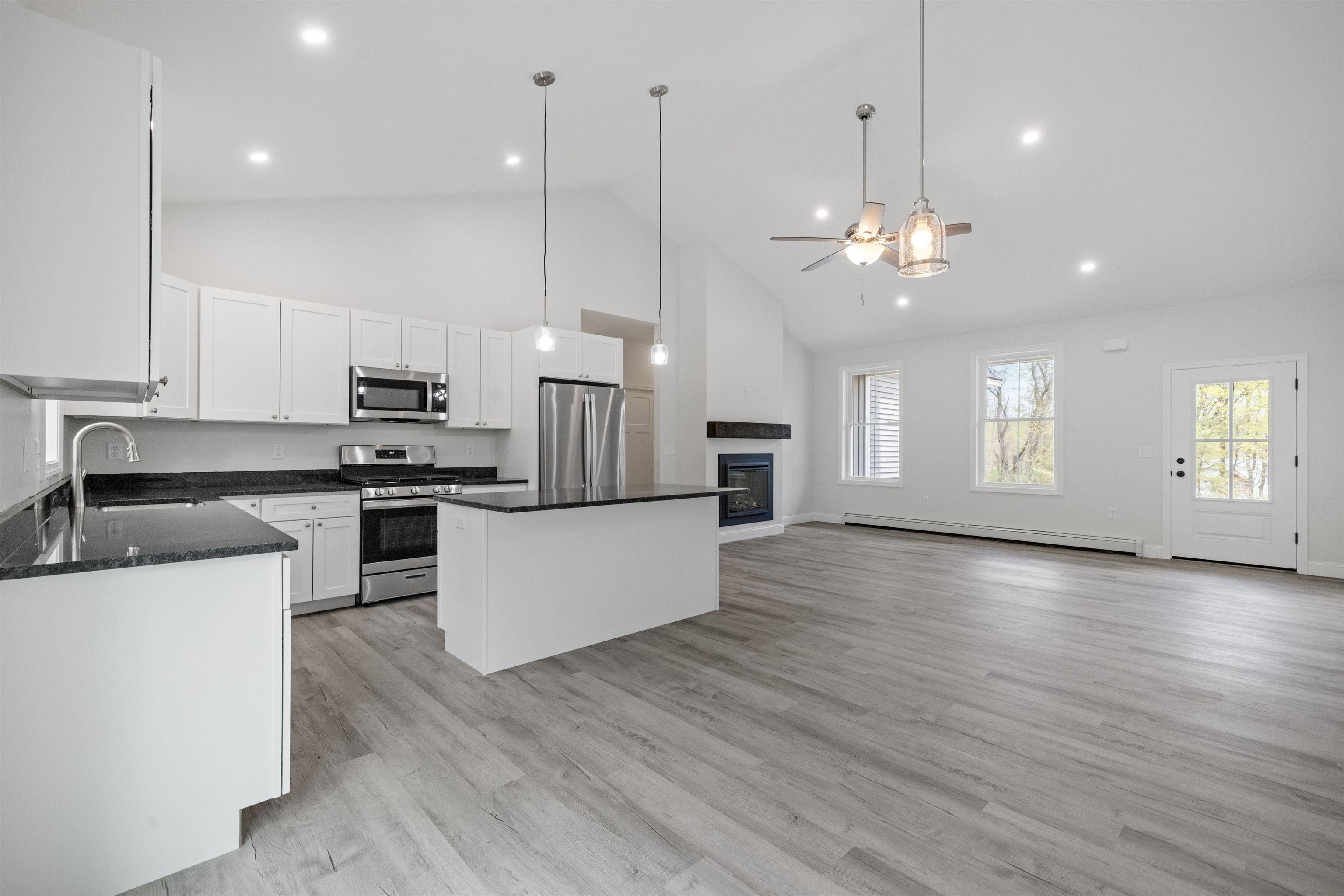 88 Knowles Pond Rd, Northfield, NH 03276