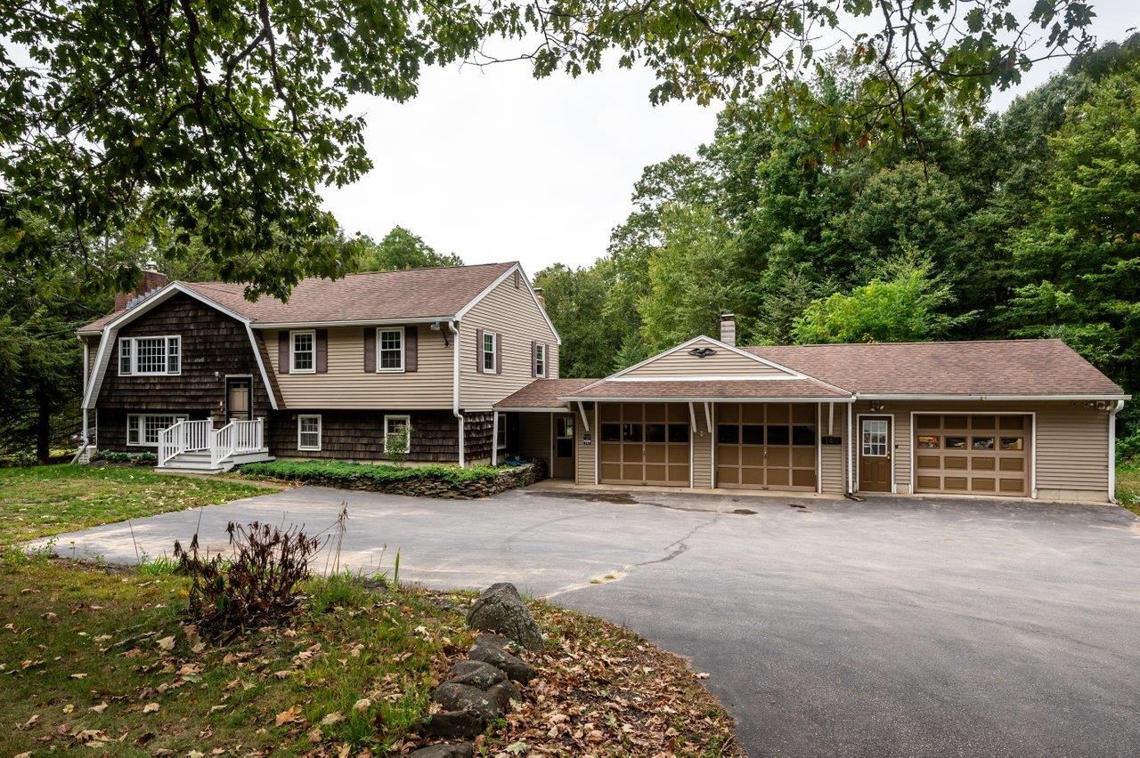 MLS 5062845: 140 Kingston Road, Exeter NH