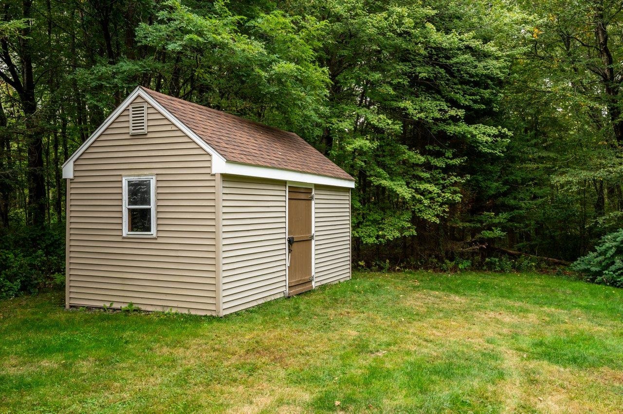 140 Kingston Rd, Exeter, NH 03833