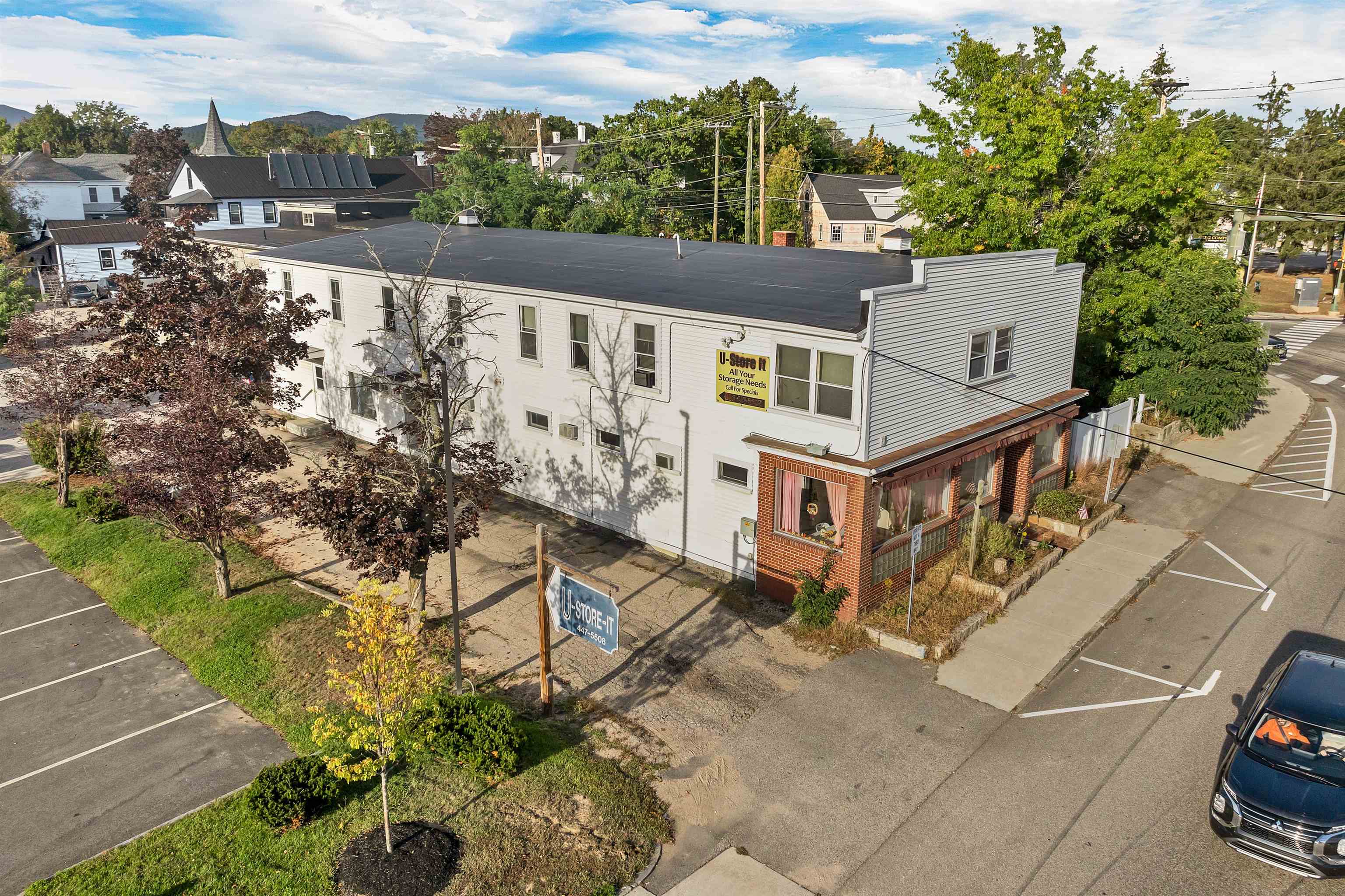 6 Main St, Conway, NH 03818