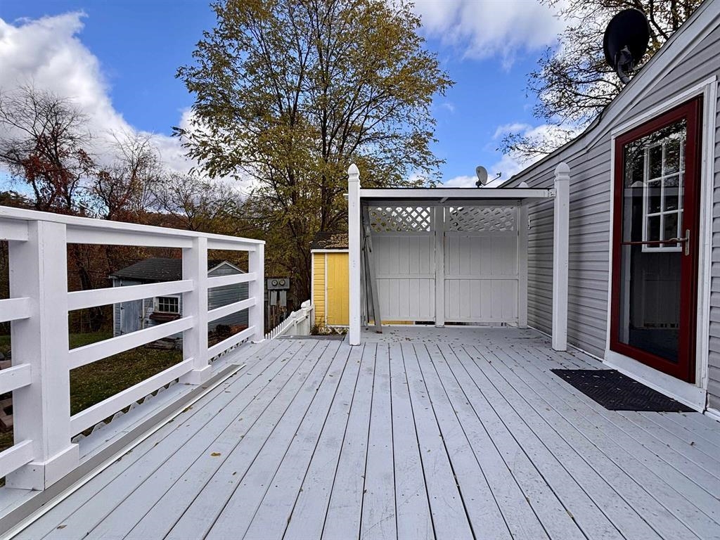 4 Trail St, Franklin, NH 03235