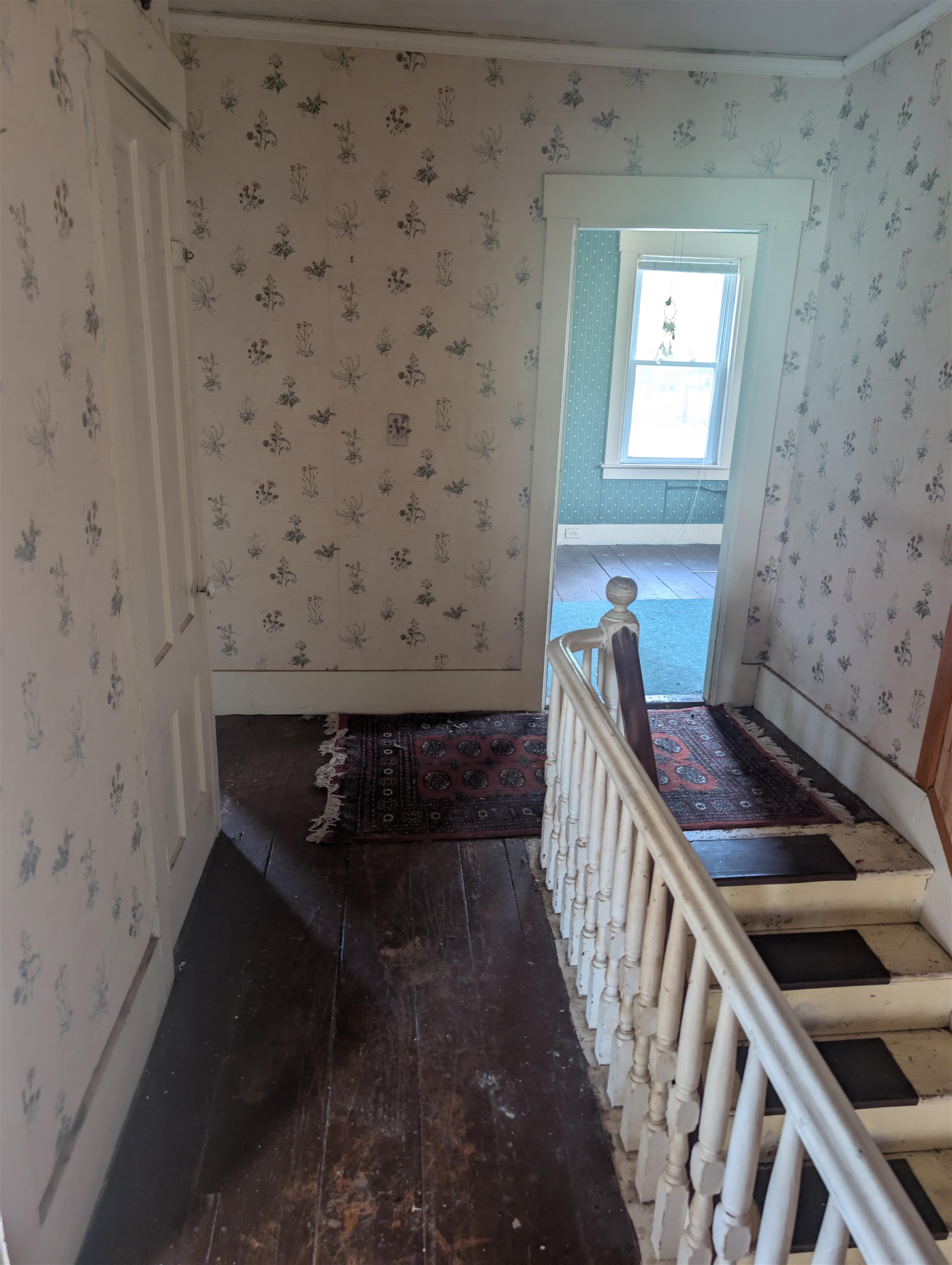 27 Highland St, Rochester, NH 03868