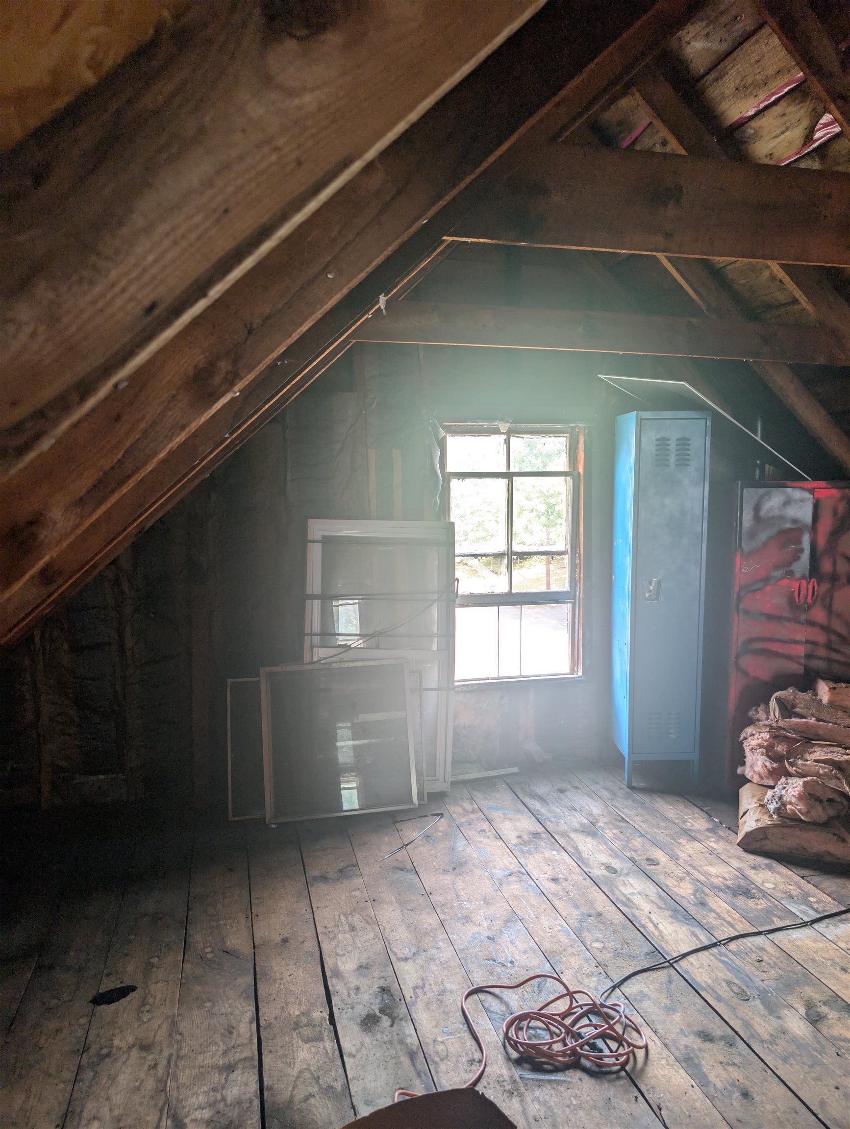 27 Highland St, Rochester, NH 03868