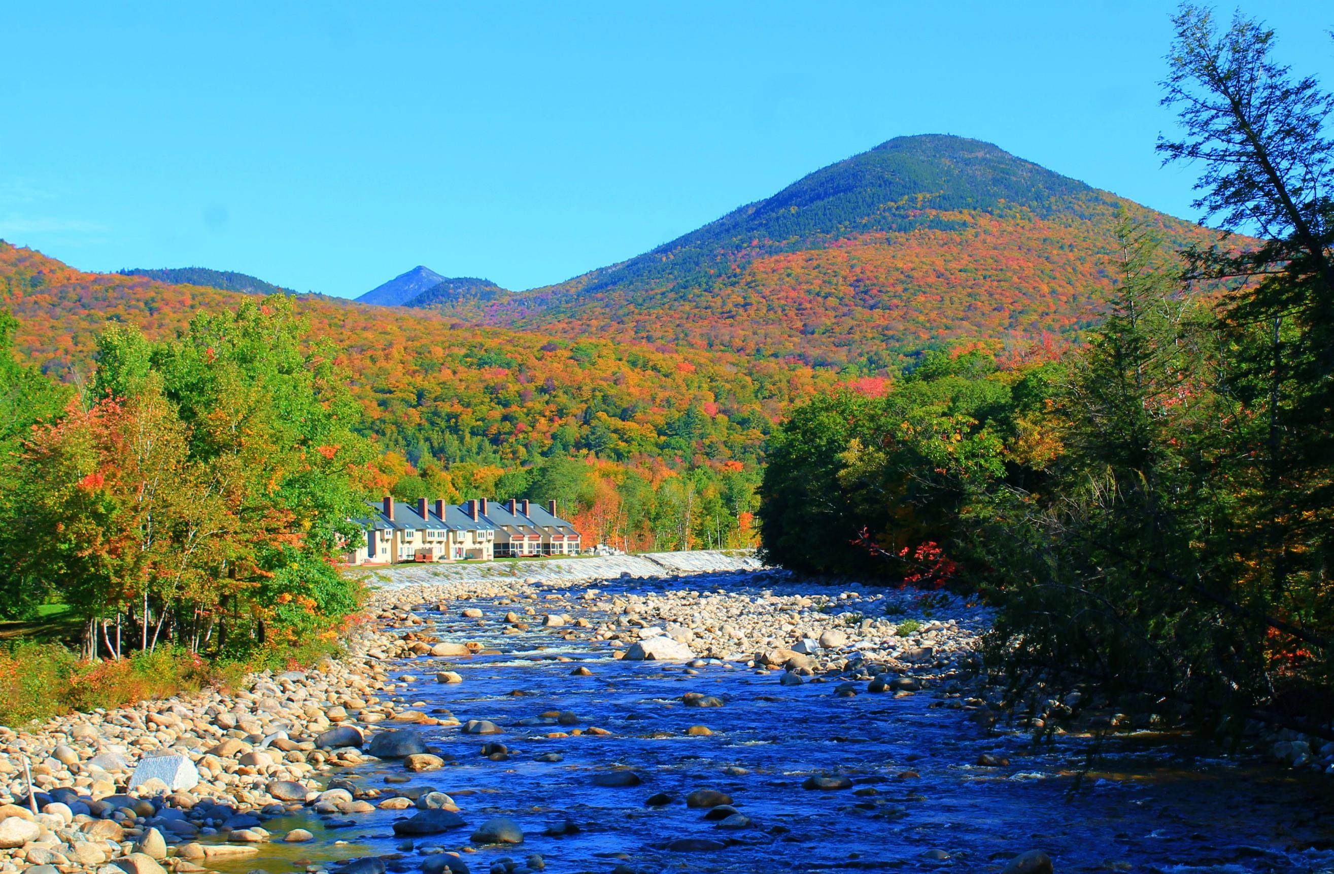 254 South Peak Rd, Lincoln, NH 03251