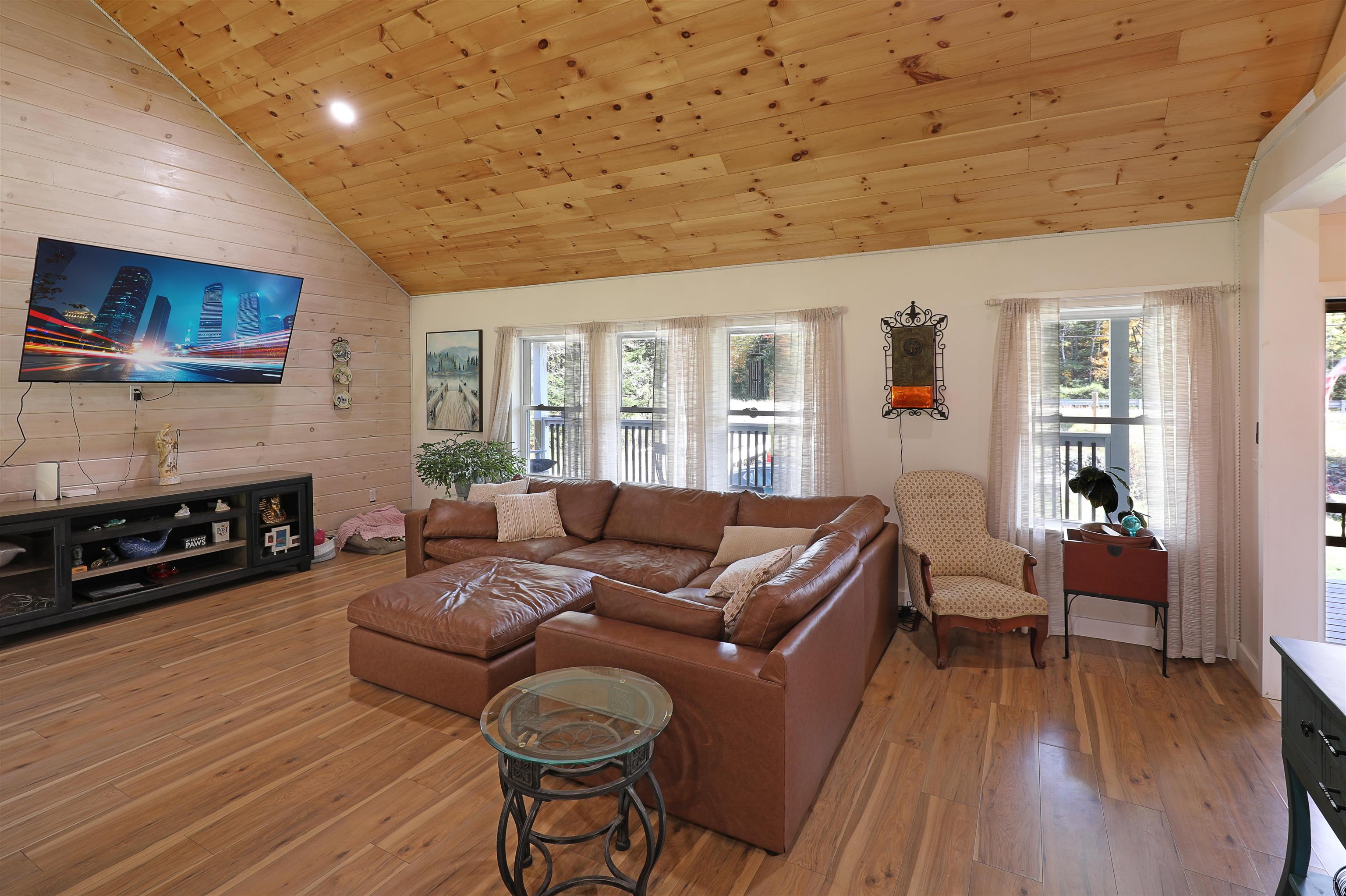 263 Milan Rd, Milan, NH 03588