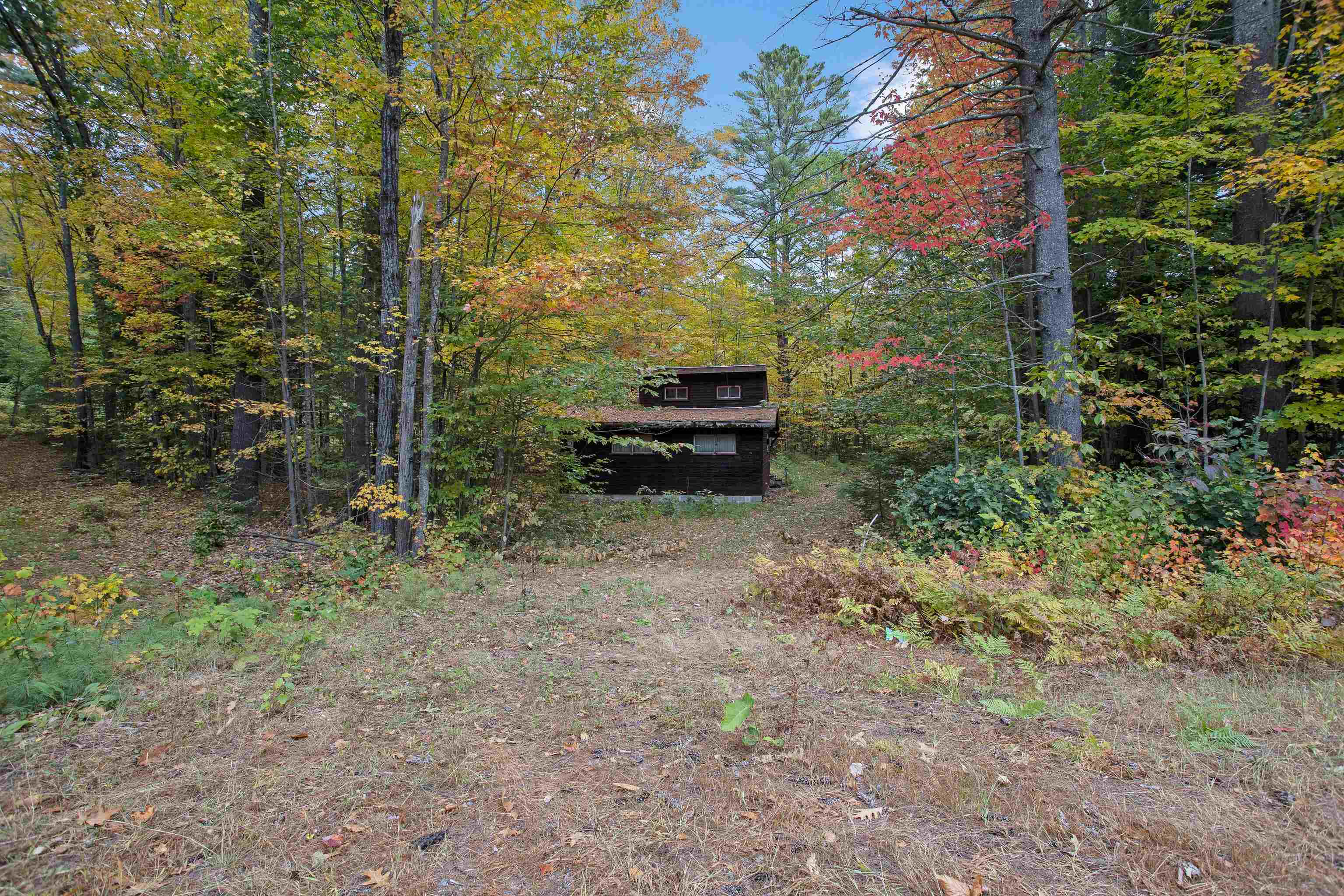 911 New Hampshire Route 49, Thornton, NH 03285