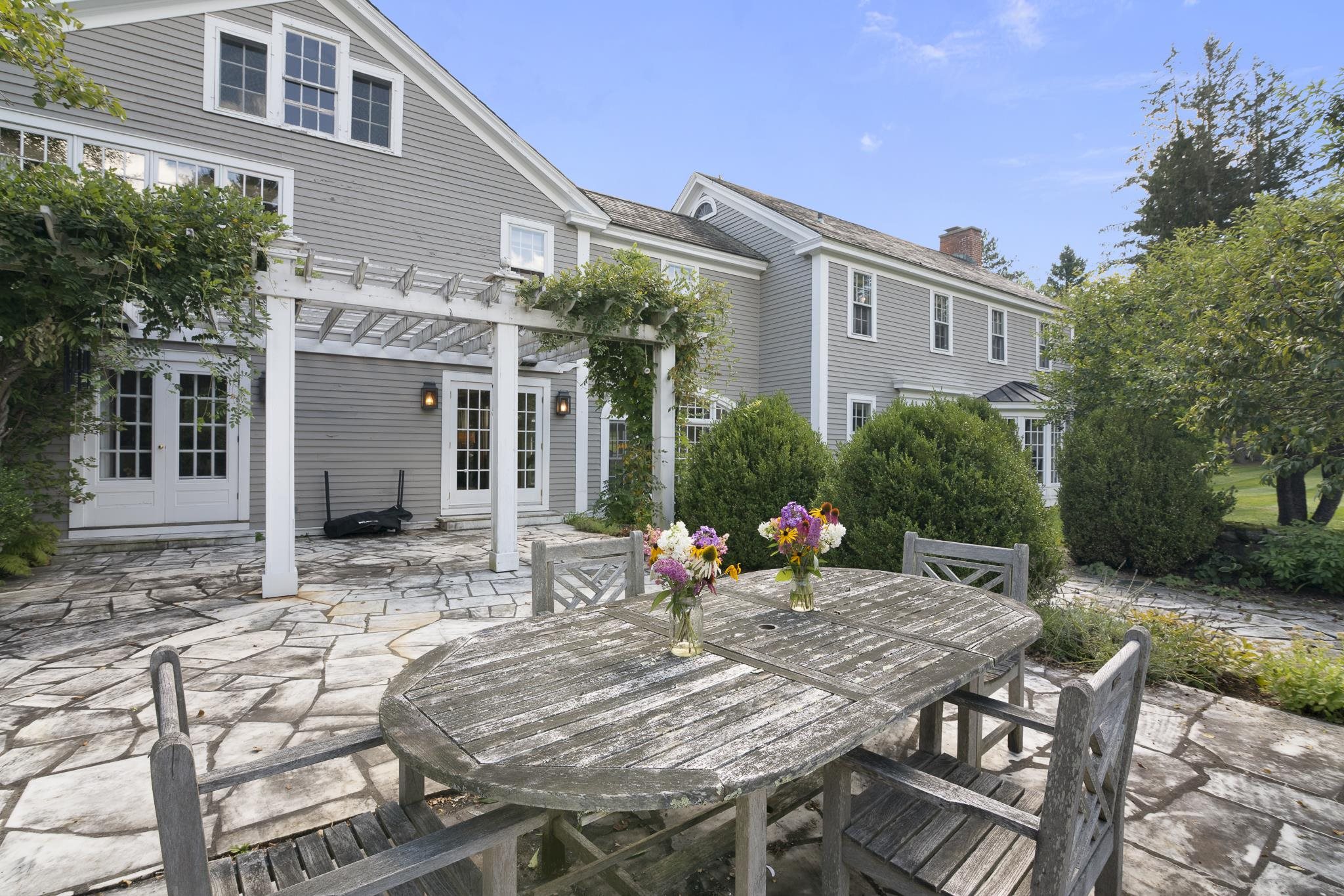Property photo 35