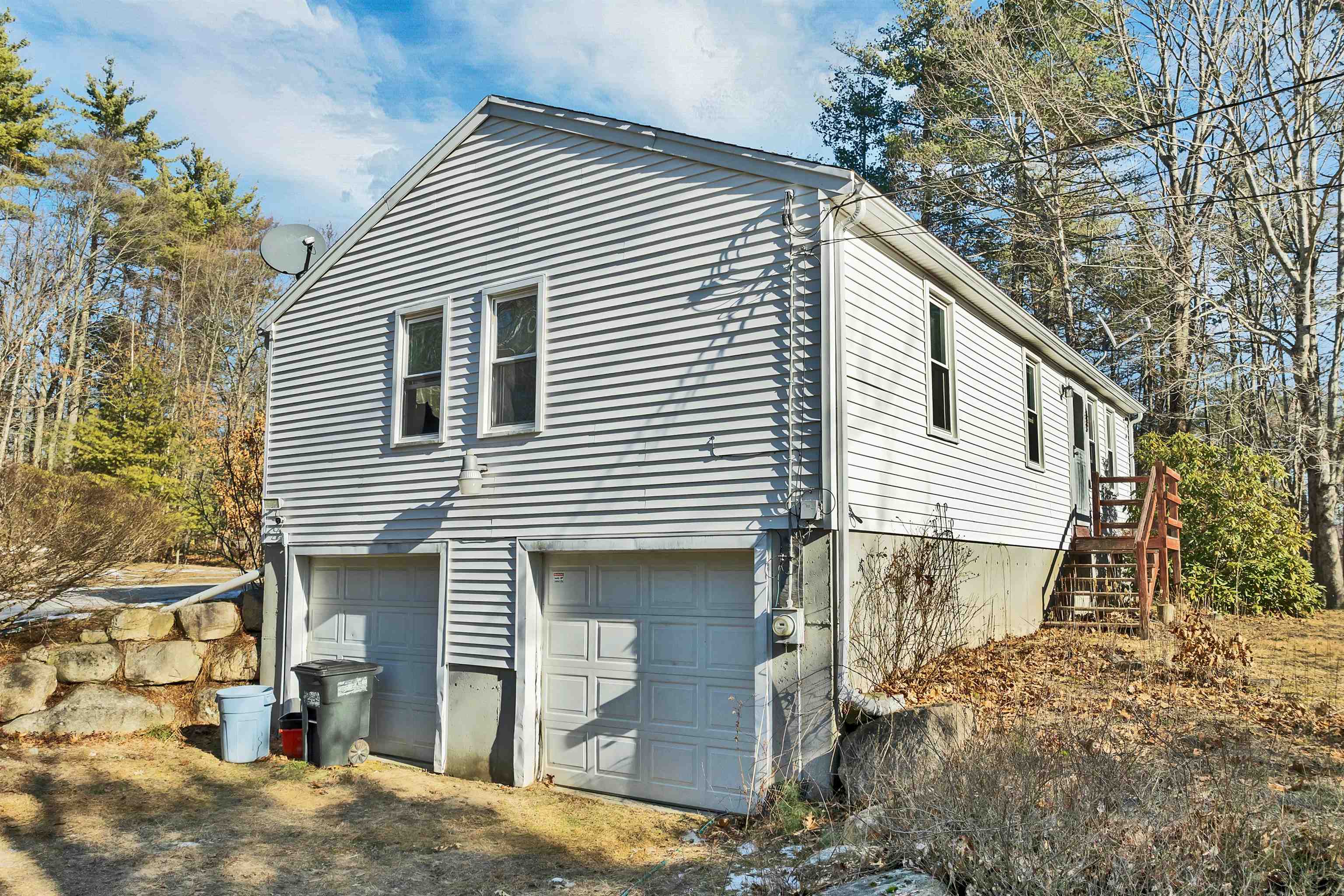 45 Whittier Dr, Fremont, NH 03044
