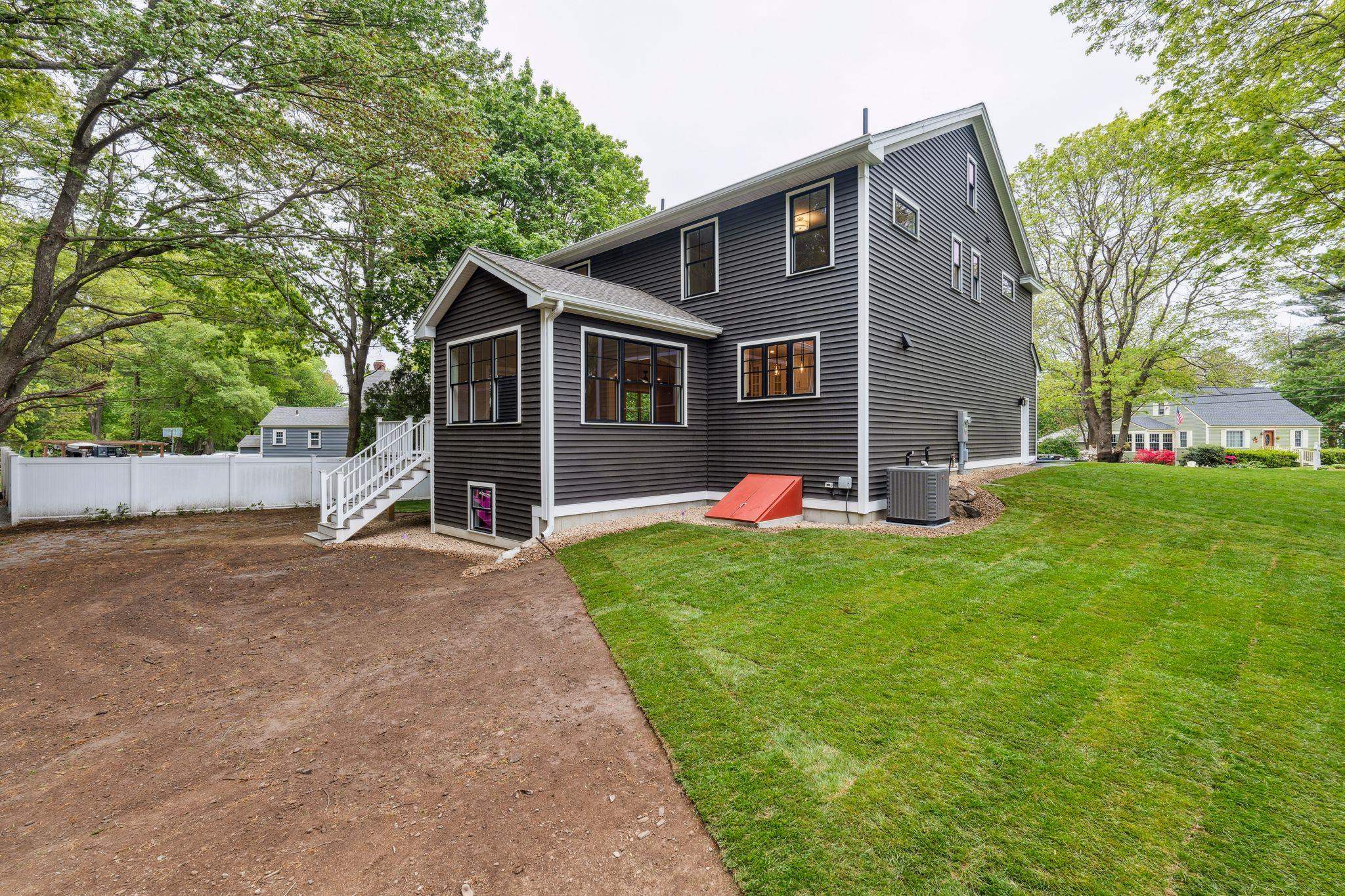 Homes for sale in Kittery, ME | 12 Washburn Farm Ln #3, Kittery, ME 03905 | MLS# 5063574