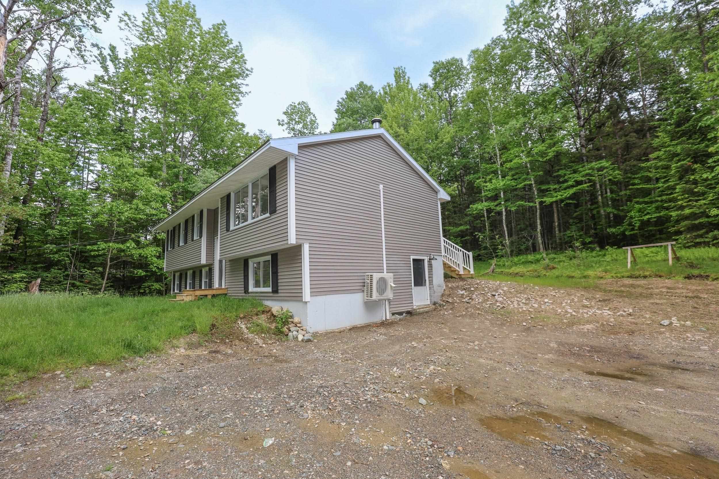 877 St Johnsbury Rd, Littleton, NH 03561