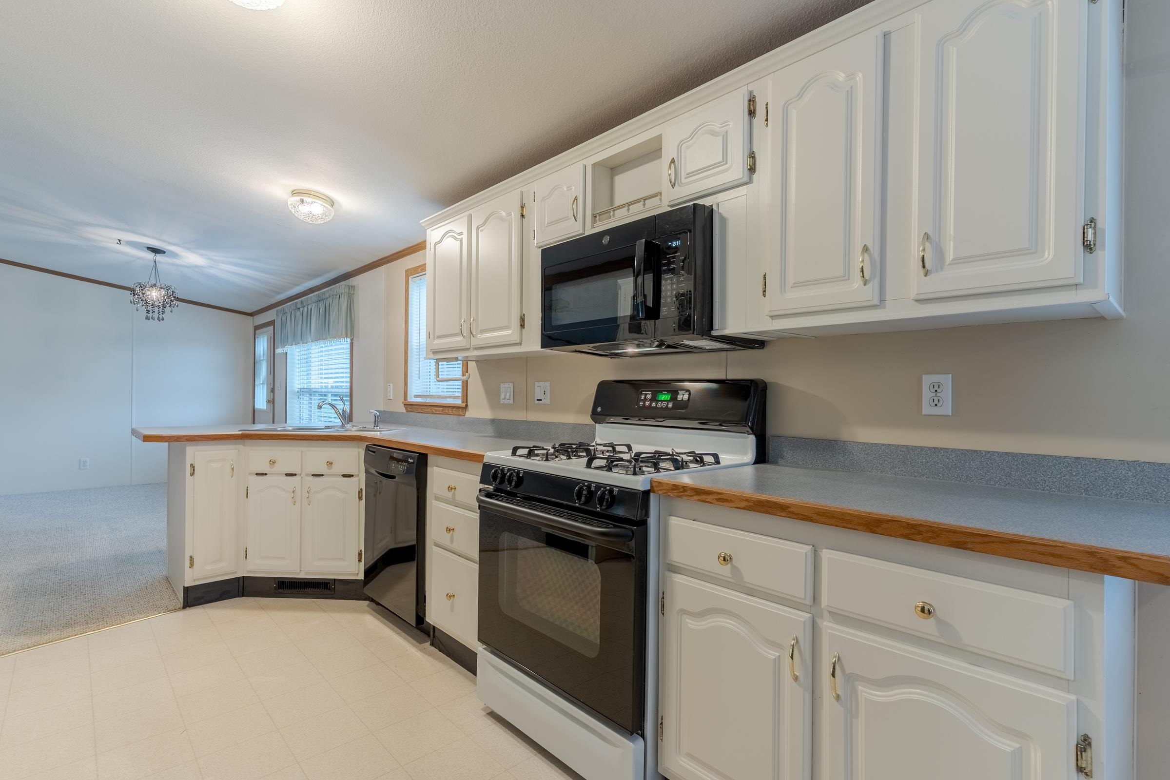 Homes for sale in Dover, NH | 1 Independence Dr, Dover, NH 03820 | MLS# 5063626