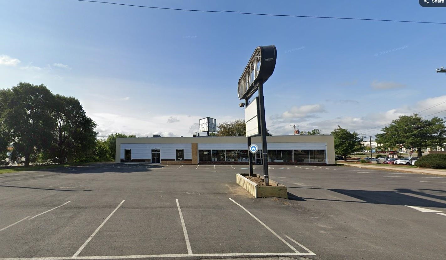 717-719 South Willow St, Manchester, NH 03103