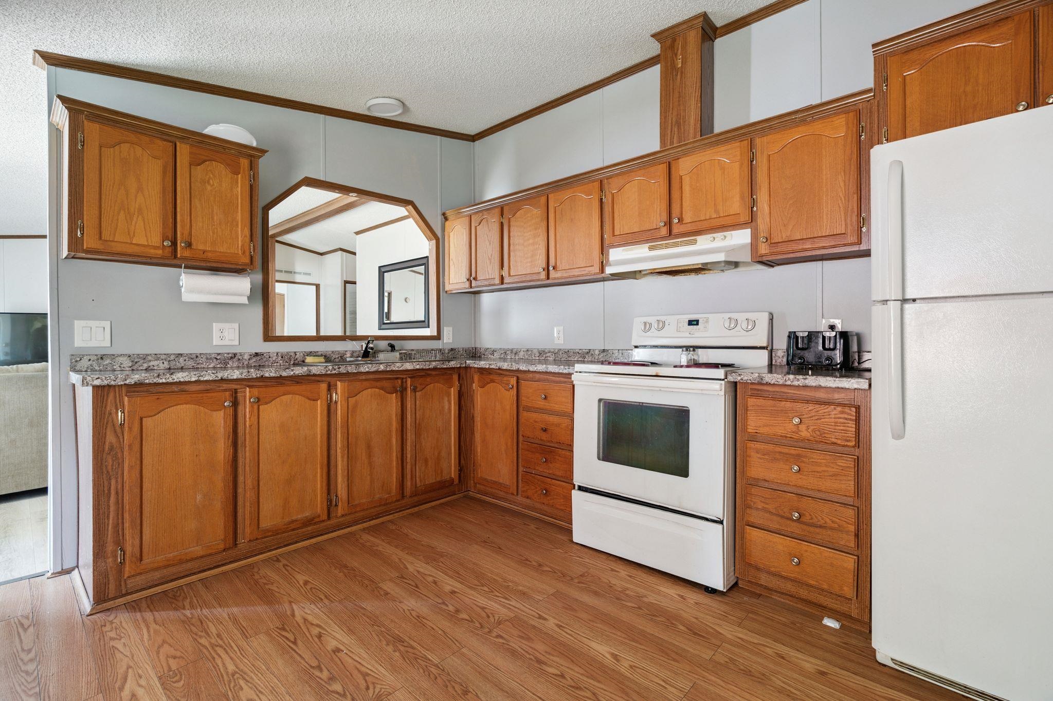 30 Cherokee Way, Rochester, NH 03867