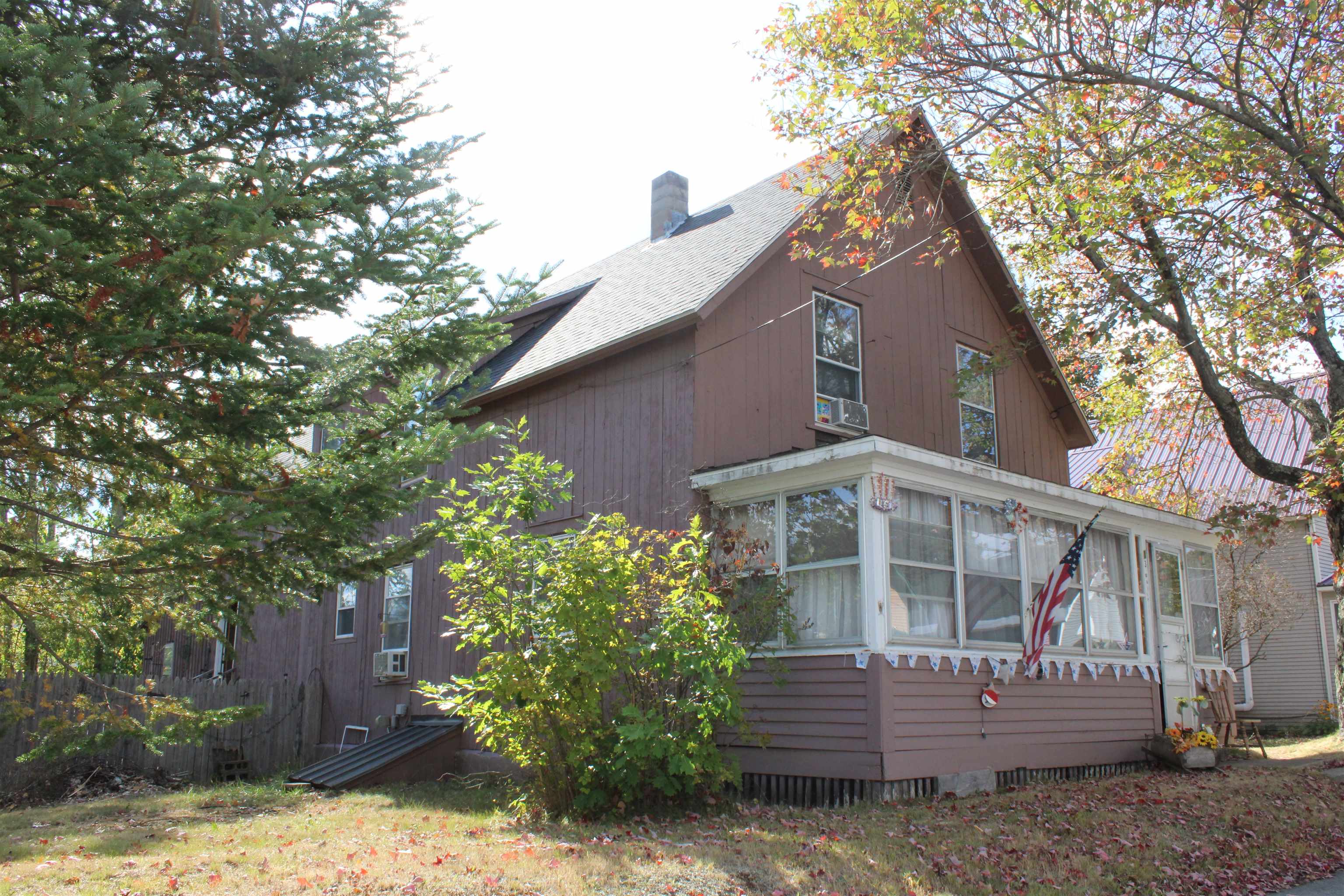 13 Maple St, Lincoln, NH 03251