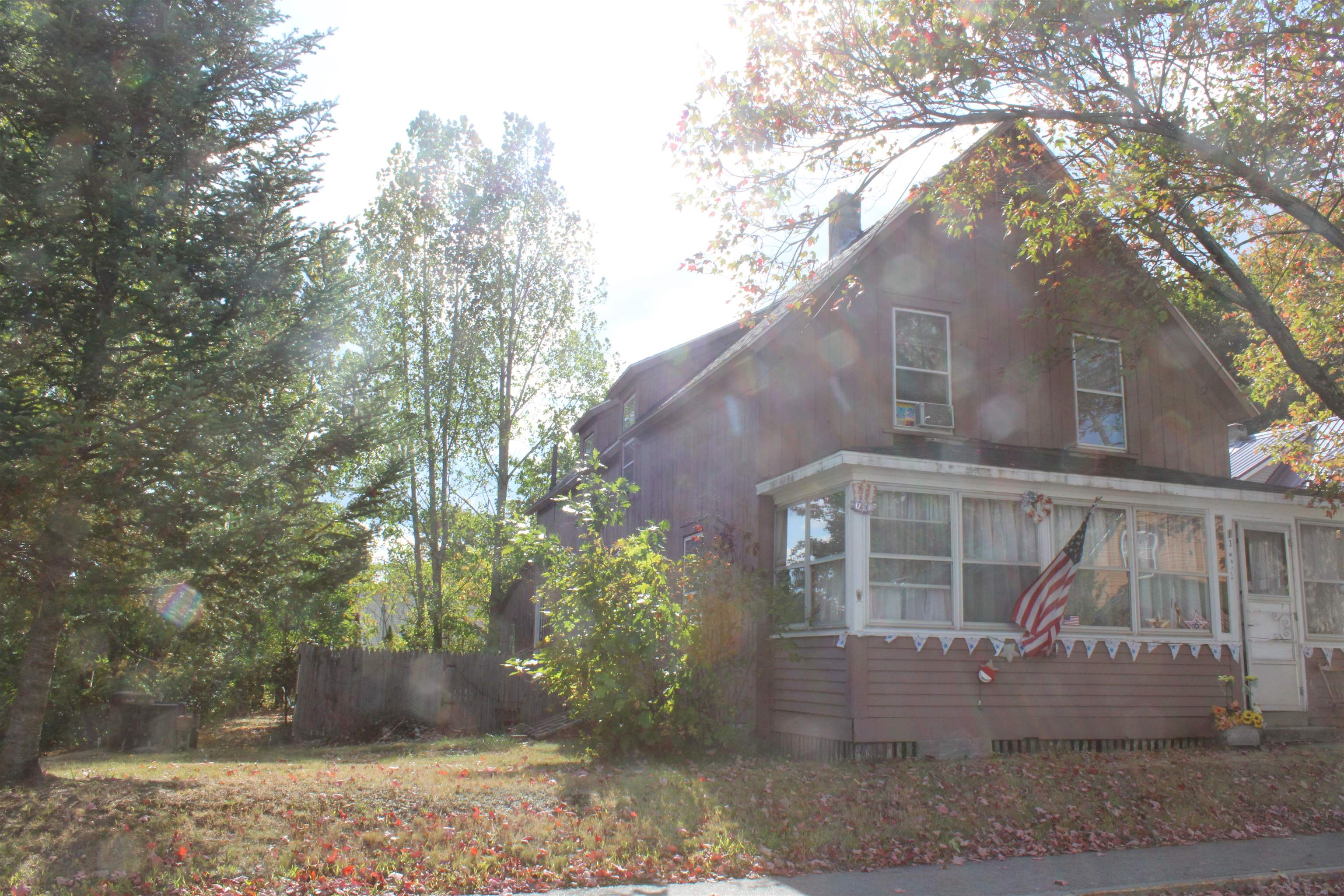 13 Maple St, Lincoln, NH 03251
