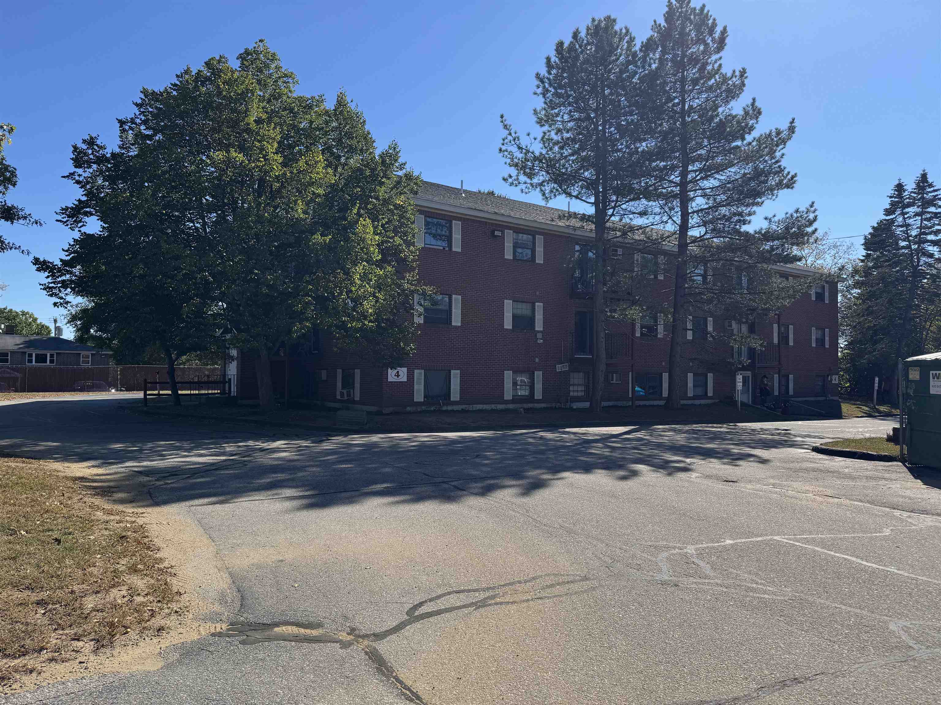 12 East Side Dr, Concord, NH 03301