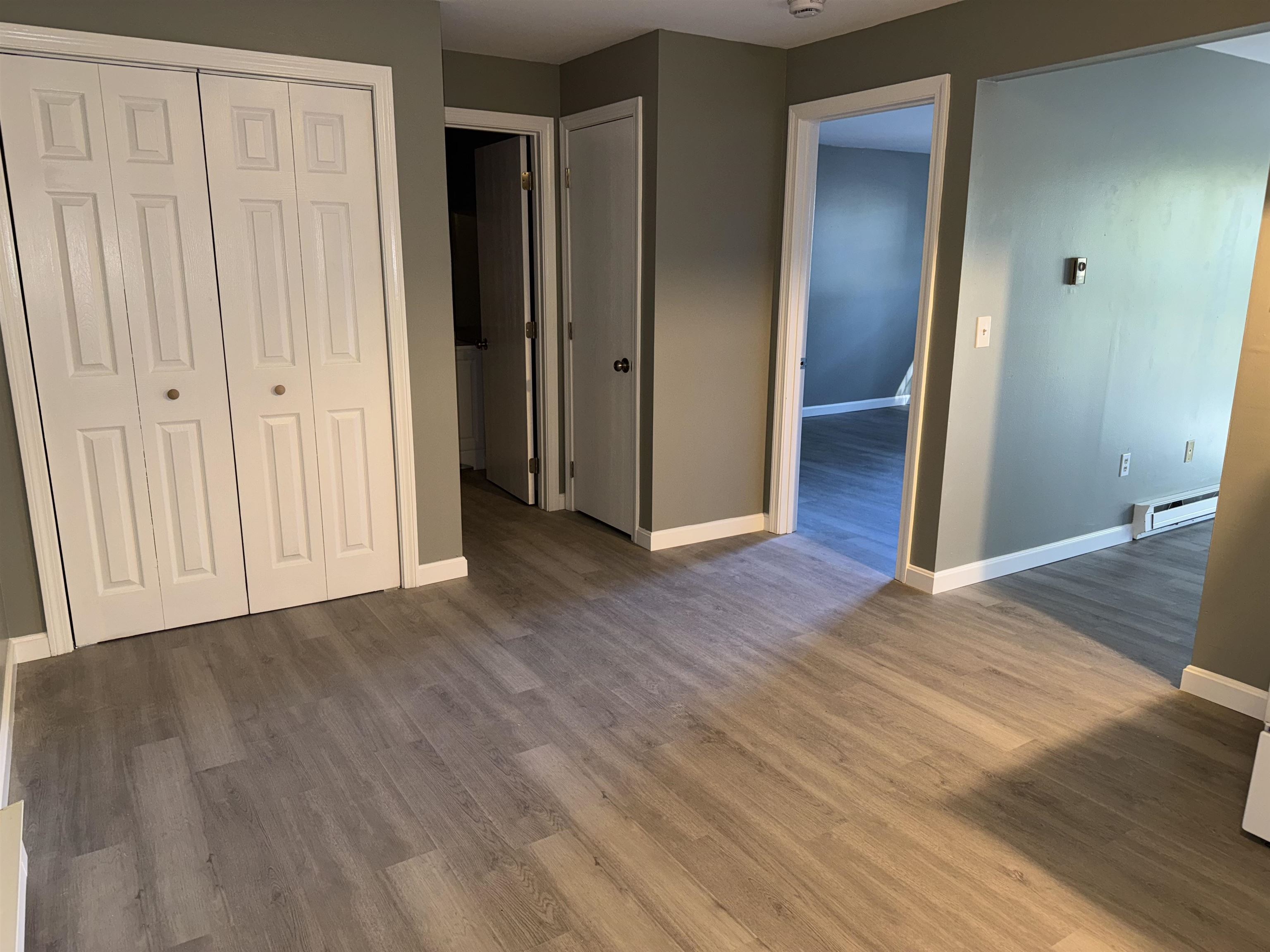 12 East Side Dr, Concord, NH 03301