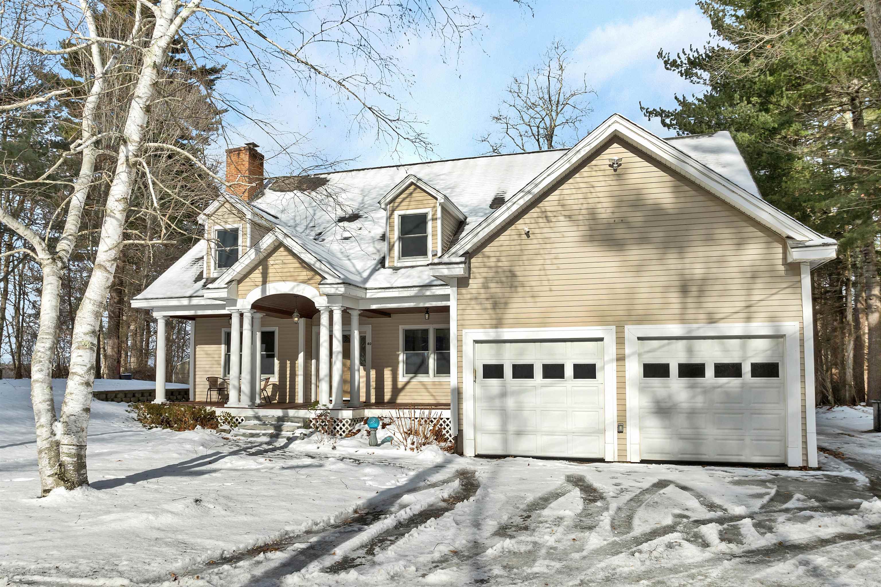 Homes for sale in Kingston, NH | 40 Coopers Grove Rd, Kingston, NH 03848 | MLS# 5063910