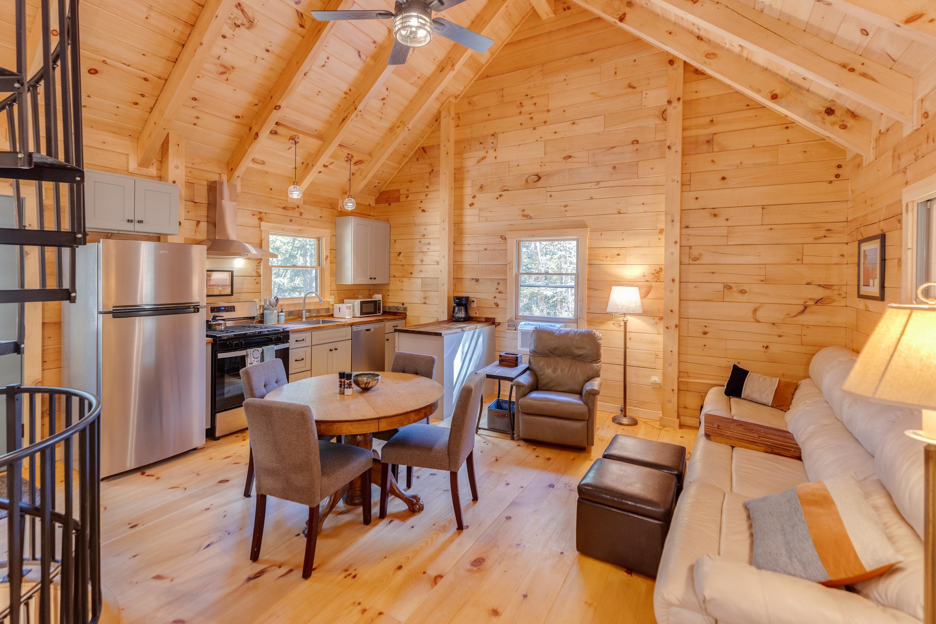 53 Rogers Rd, Haverhill, NH 03785