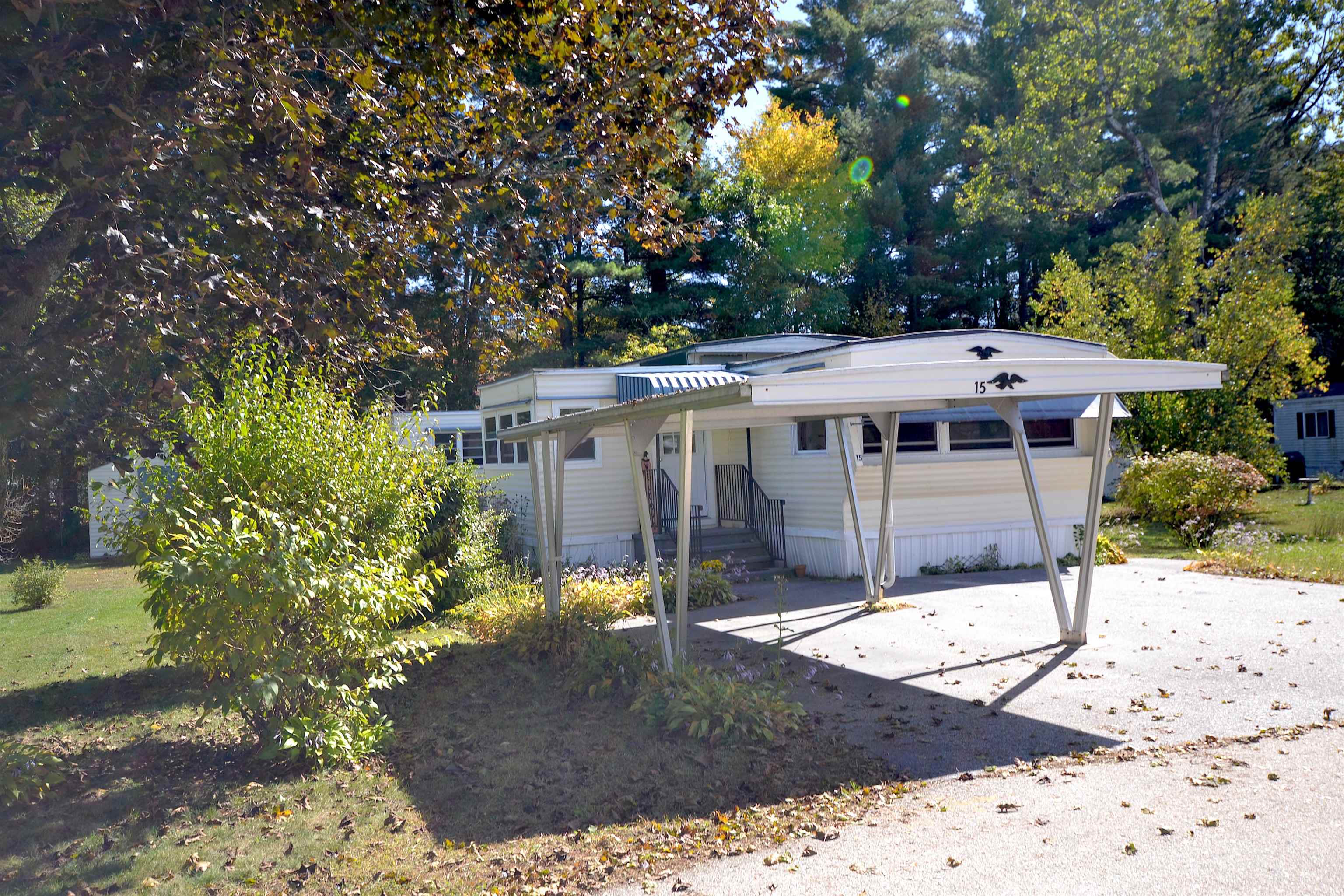 15 Bridle Path Trl, Concord, NH 03301