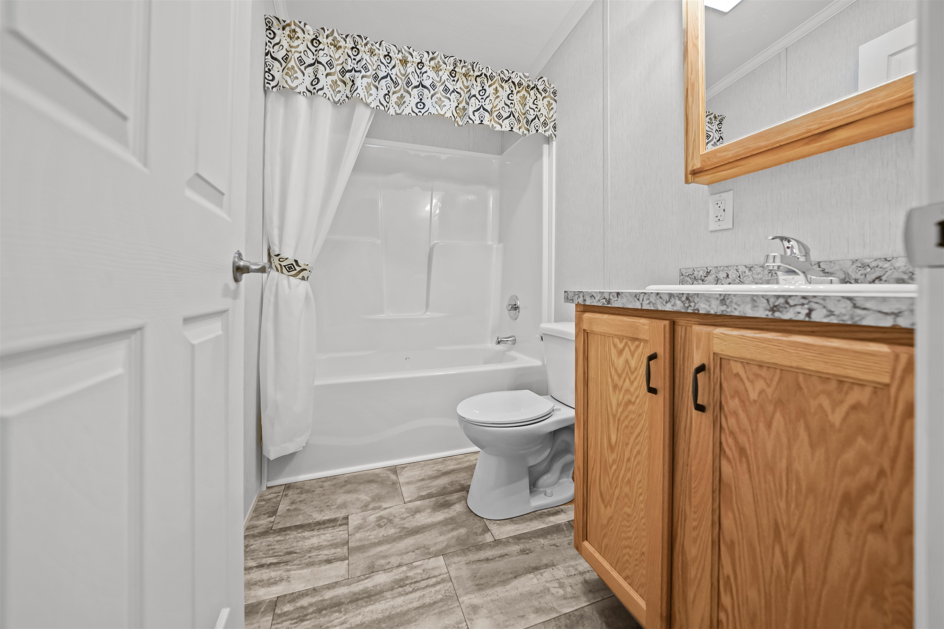 174 South Stark Hw, Weare, NH 03281