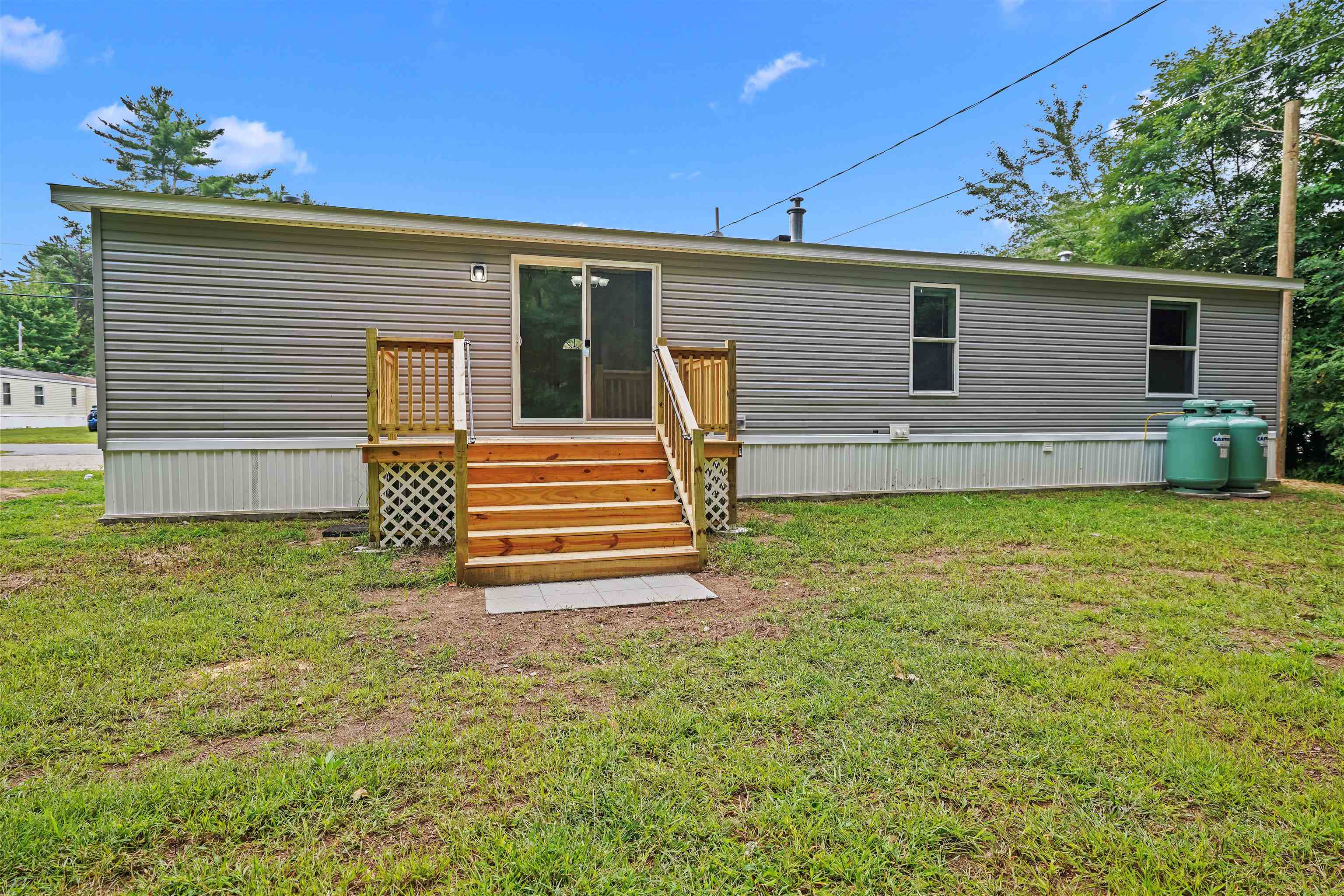 174 South Stark Hw #23, Weare, NH 03281