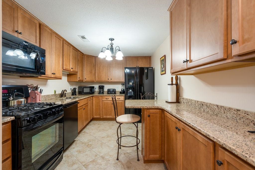 MLS 5064199: 73 Bluestone Drive, Nashua NH