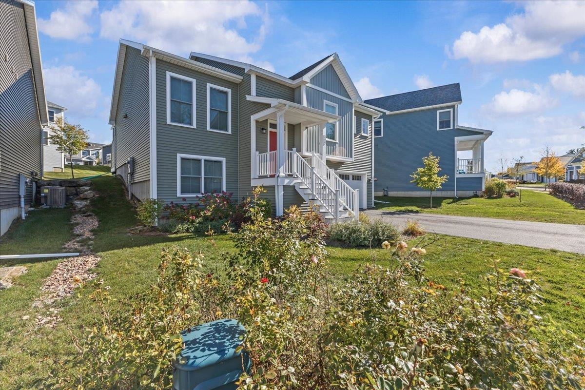 Homes for sale in South Burlington, VT | 200 Two Brothers Dr, South Burlington, VT 05403 | MLS# 5064225