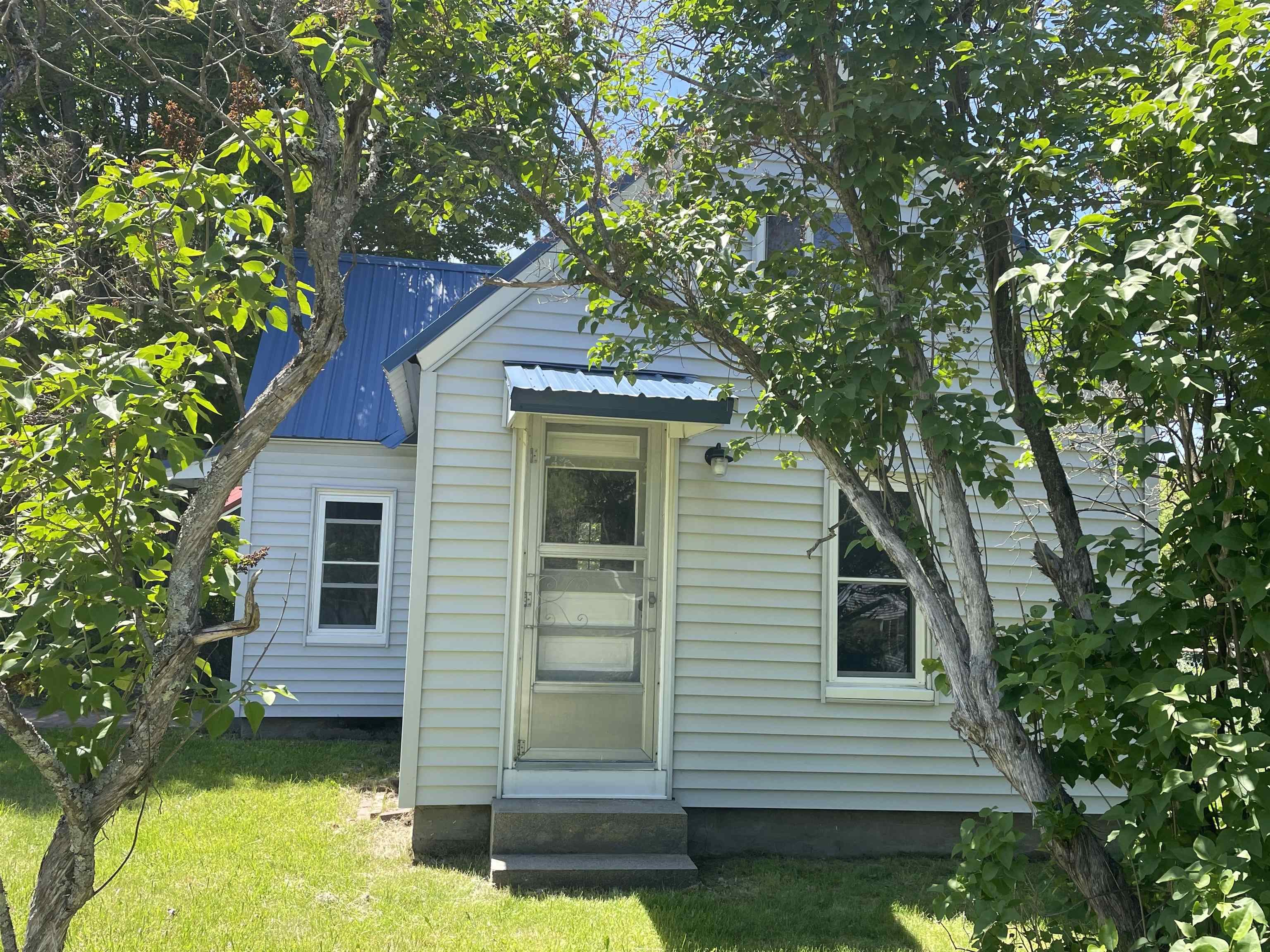 10 Deering Center Rd, Deering, NH 03244