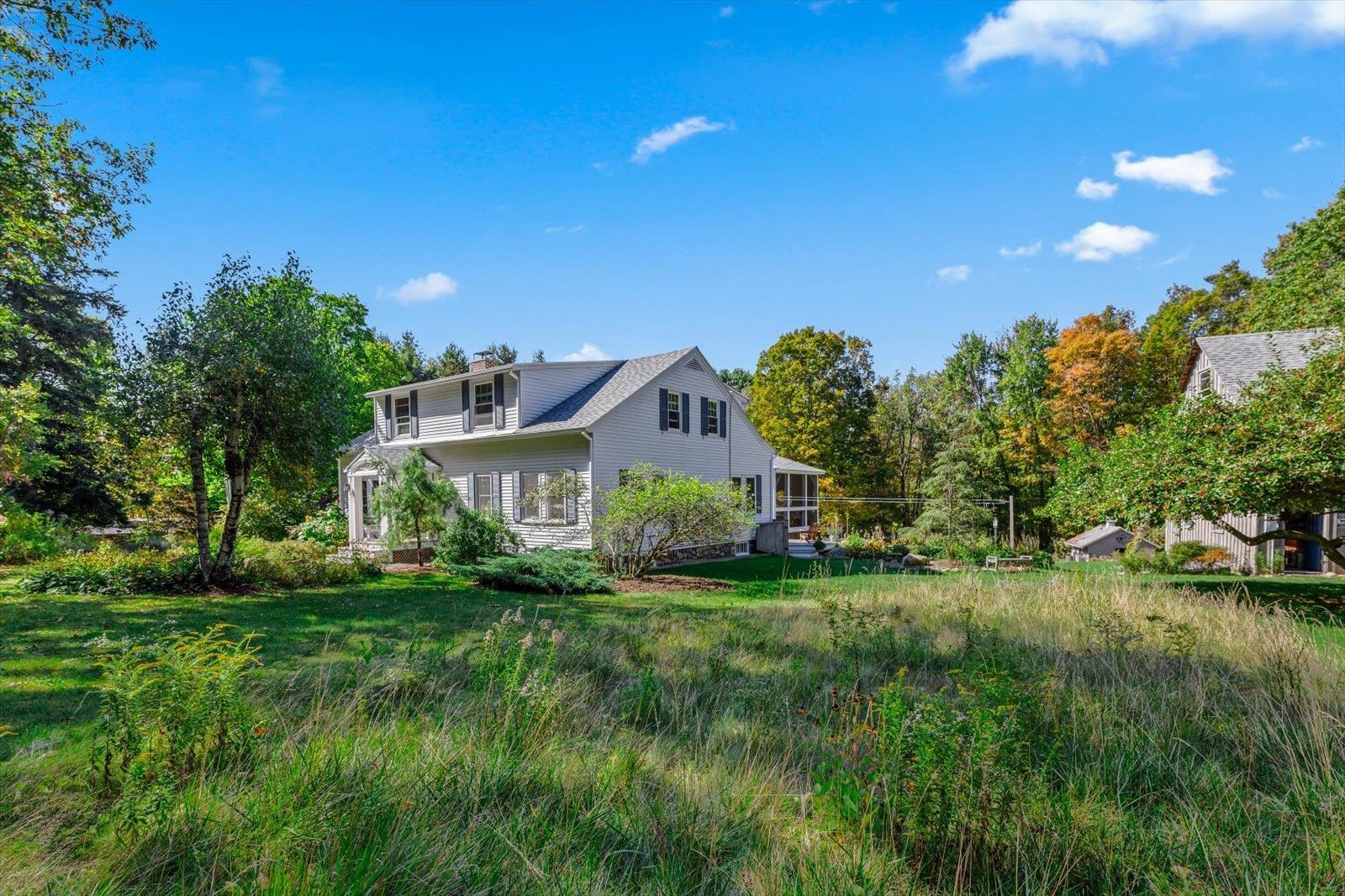 18 Antrim Rd, Hancock, NH 03449
