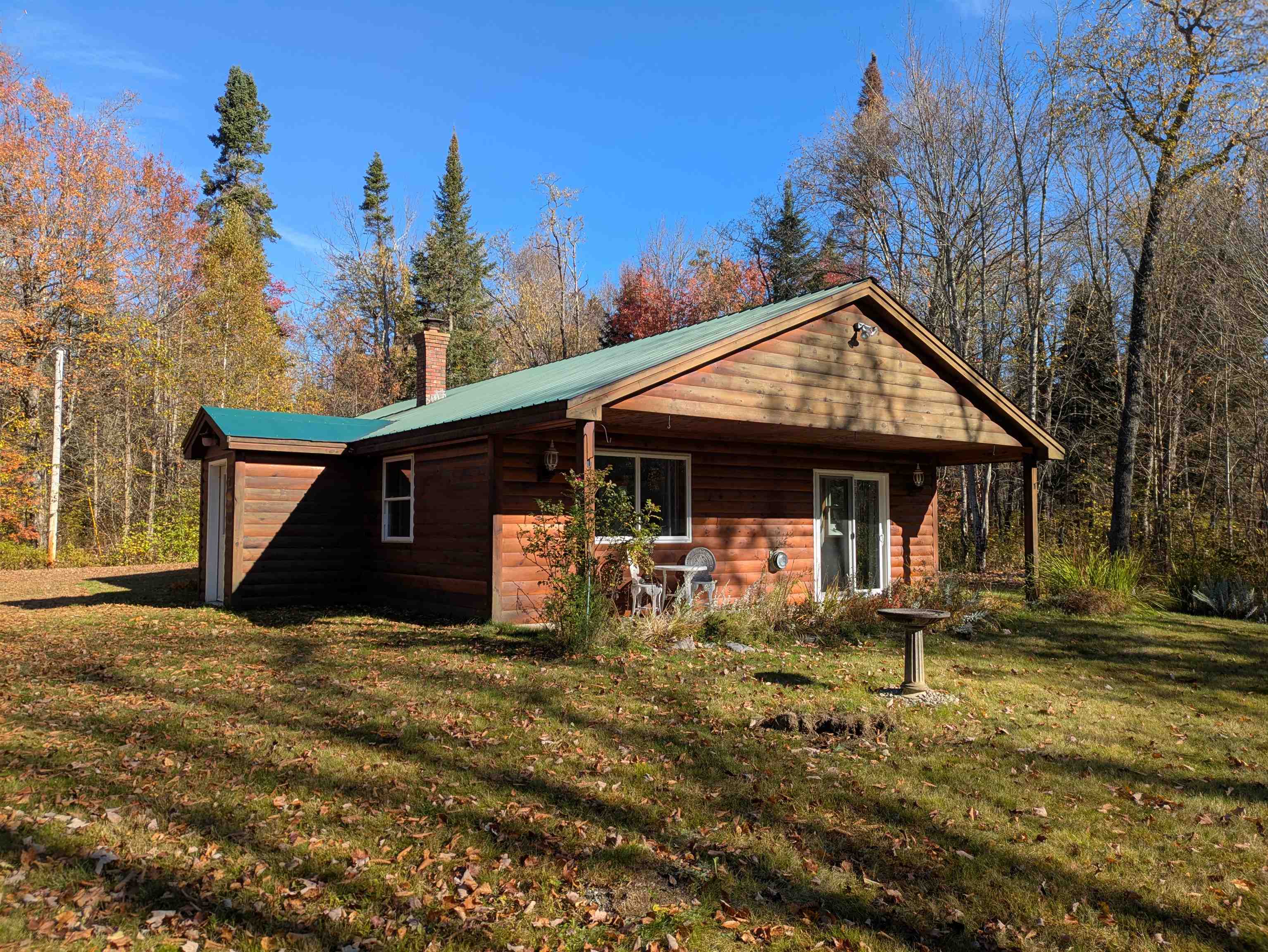 7 Cedric Rd, Pittsburg, NH 03592