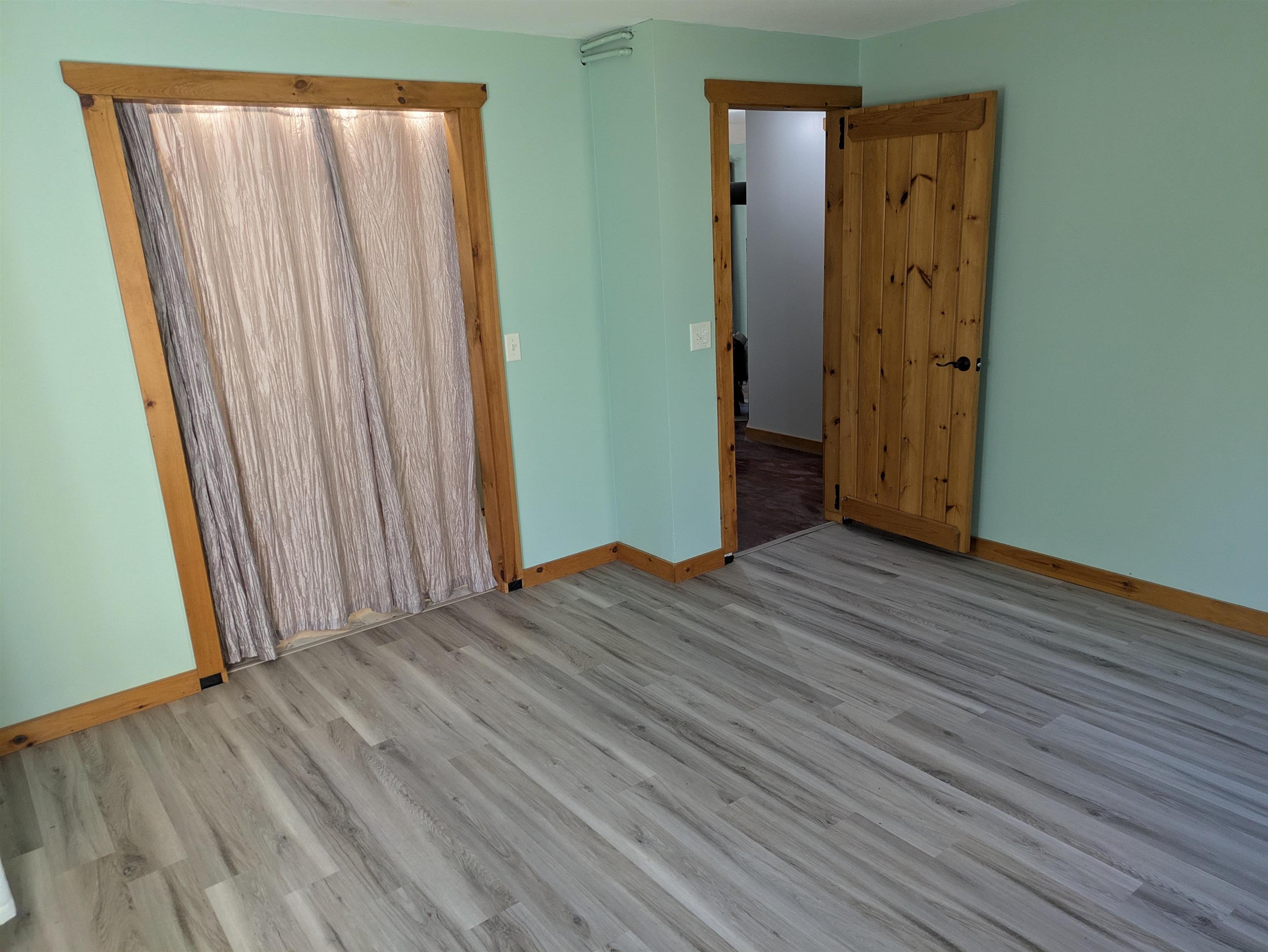 7 Cedric Rd, Pittsburg, NH 03592